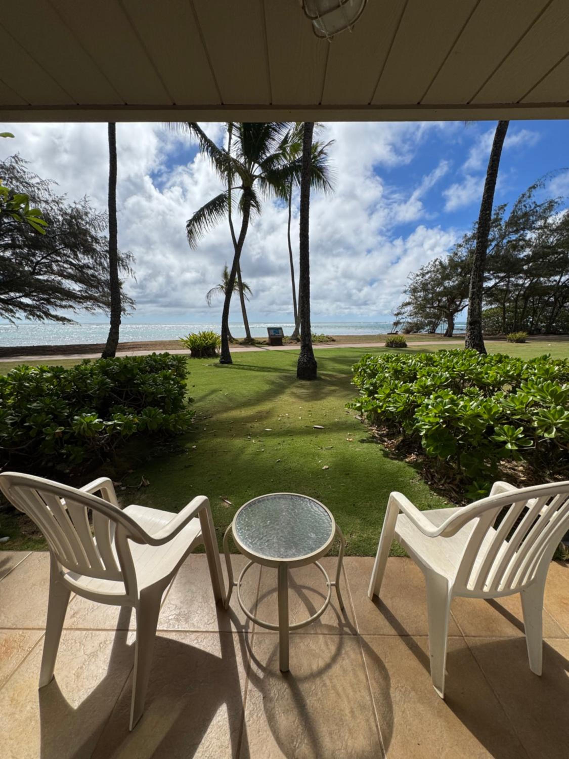Queen Room with Two Queen Beds - Ocean Front - Photo 3