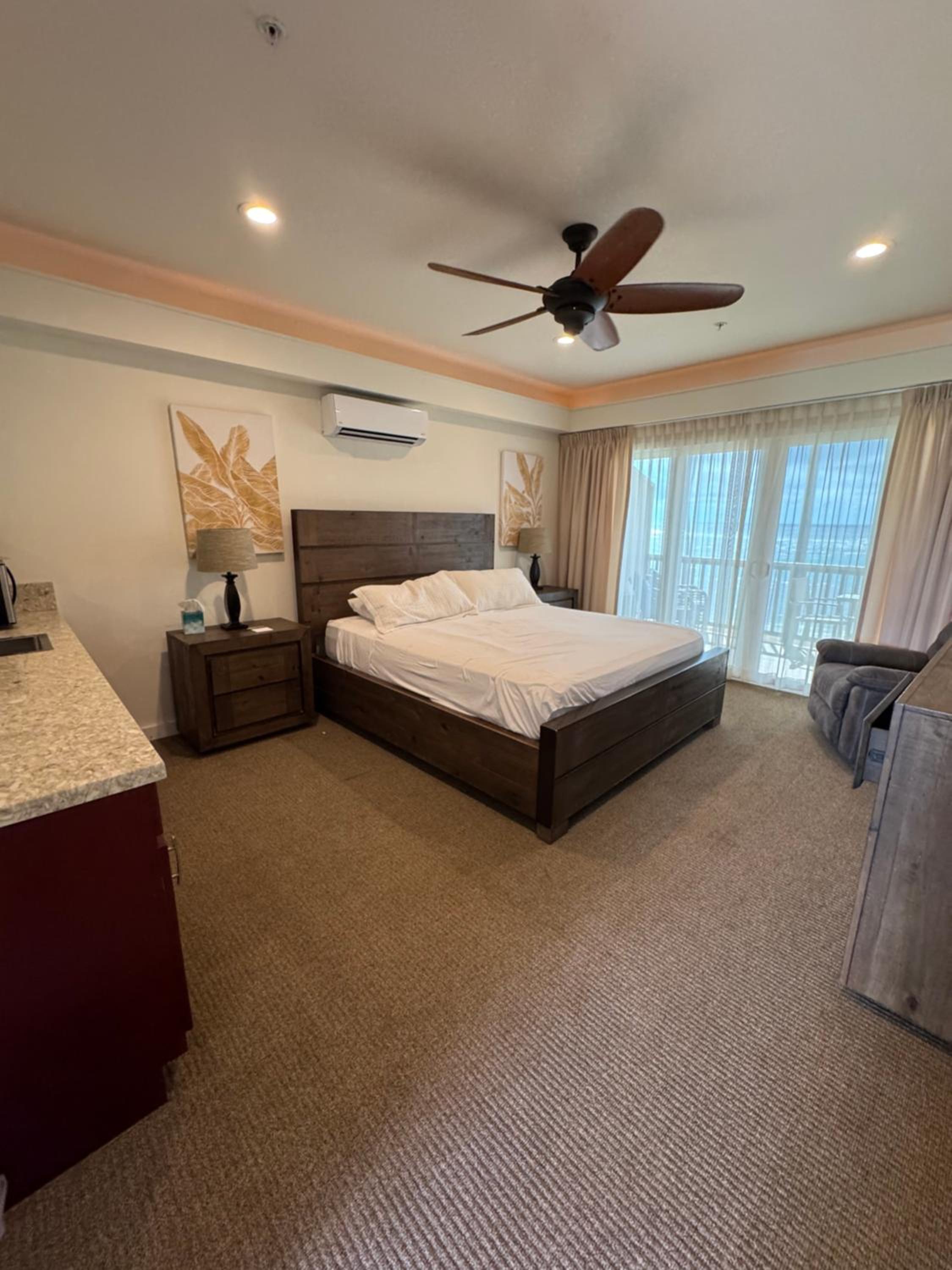 King Room with Sea View - Photo 16