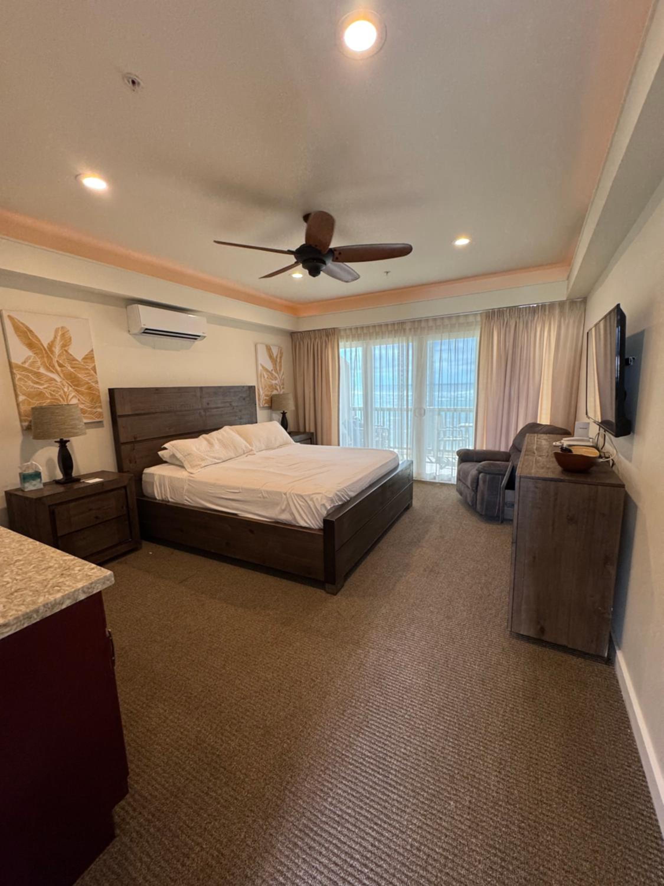 King Room with Sea View - Photo 9