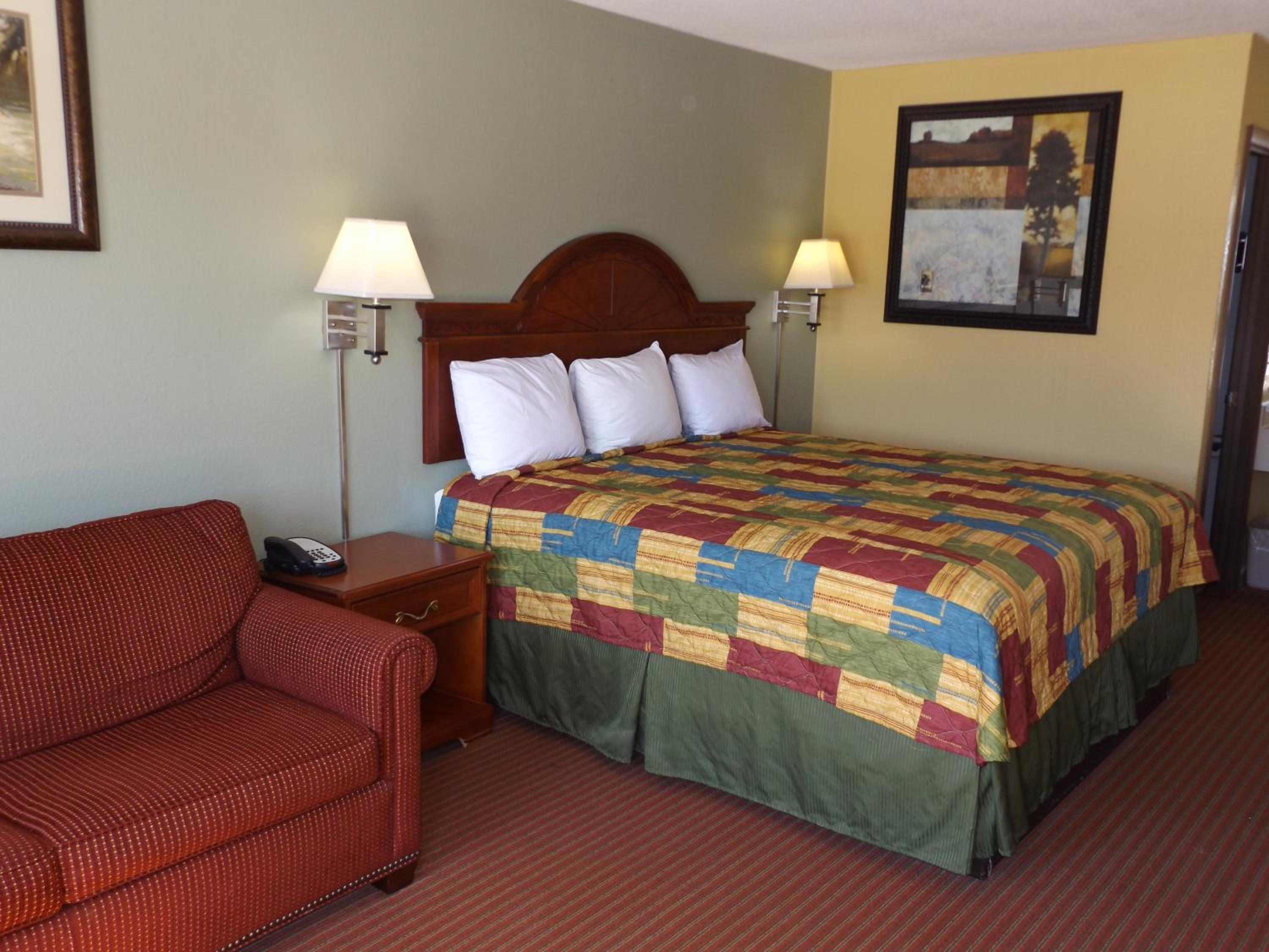 Deluxe King Room photo 3