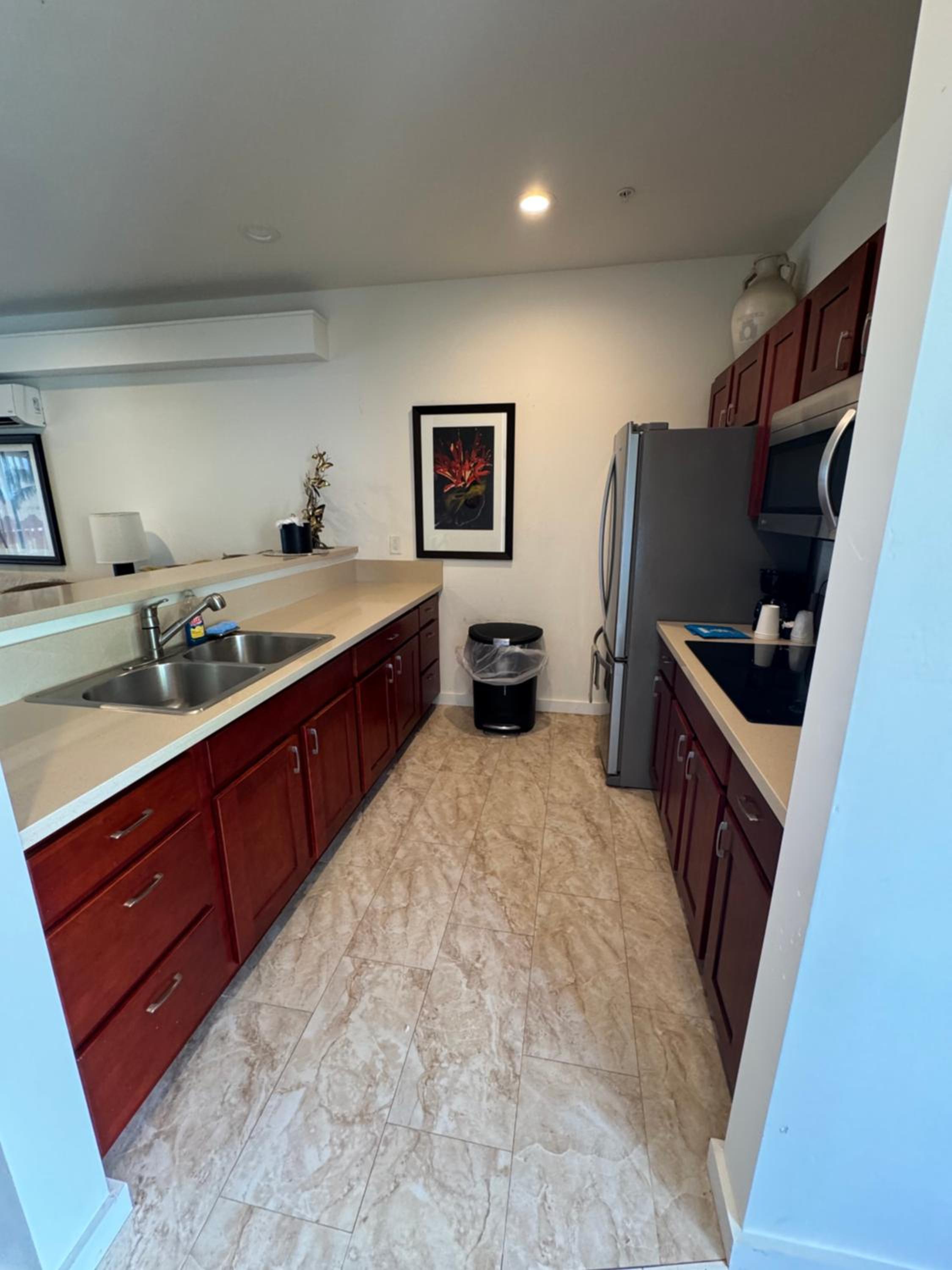 King Suite with Sea View - Photo 11
