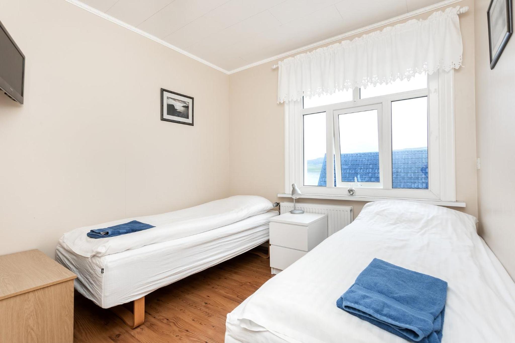 Standard Single Room with Shared Bathroom photo 2