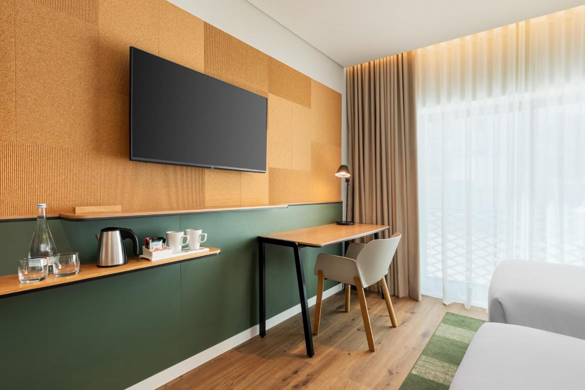 Standard Twin Room - Photo 2
