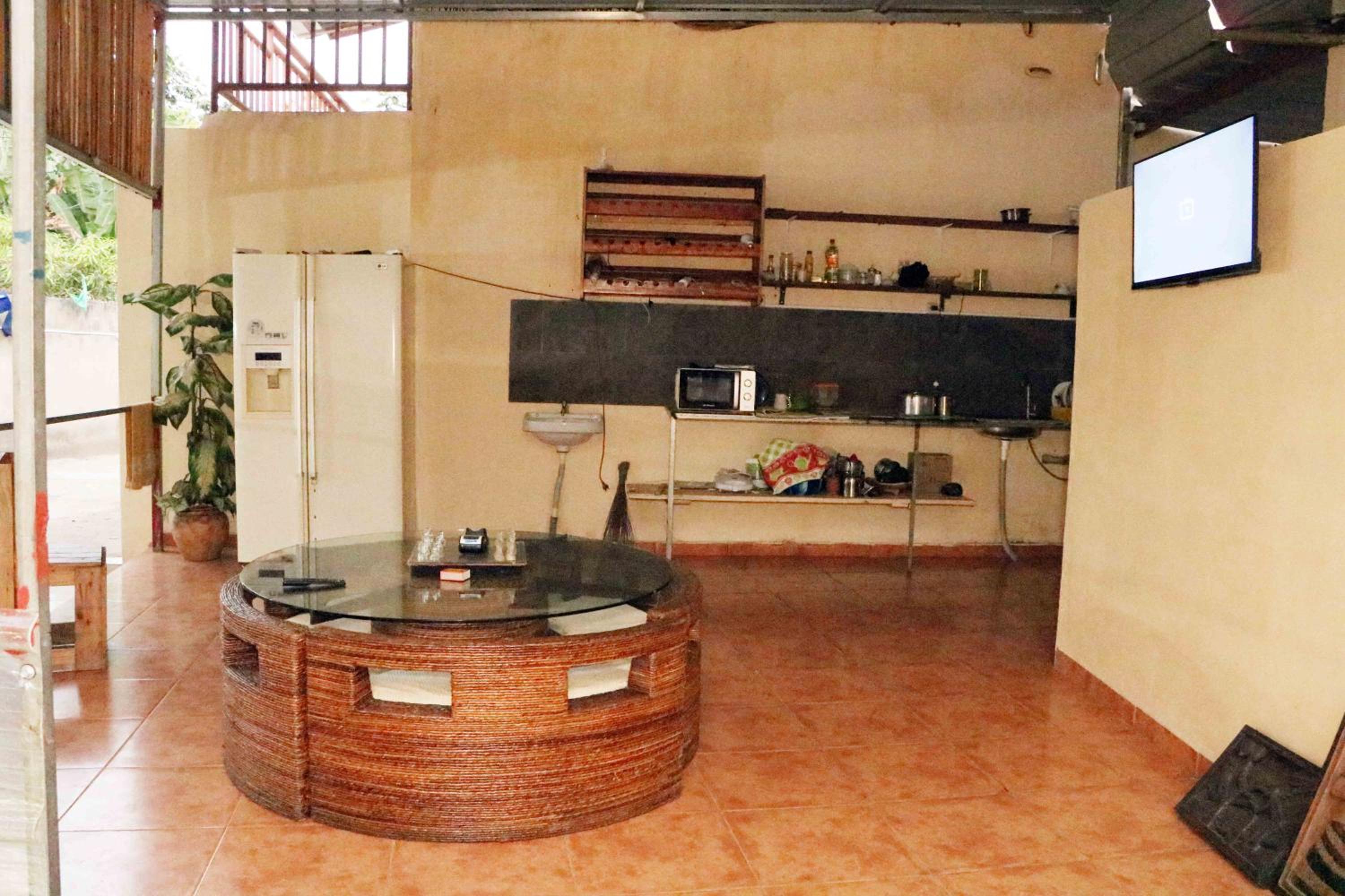 Single Bed In Dormitory Room photo 2