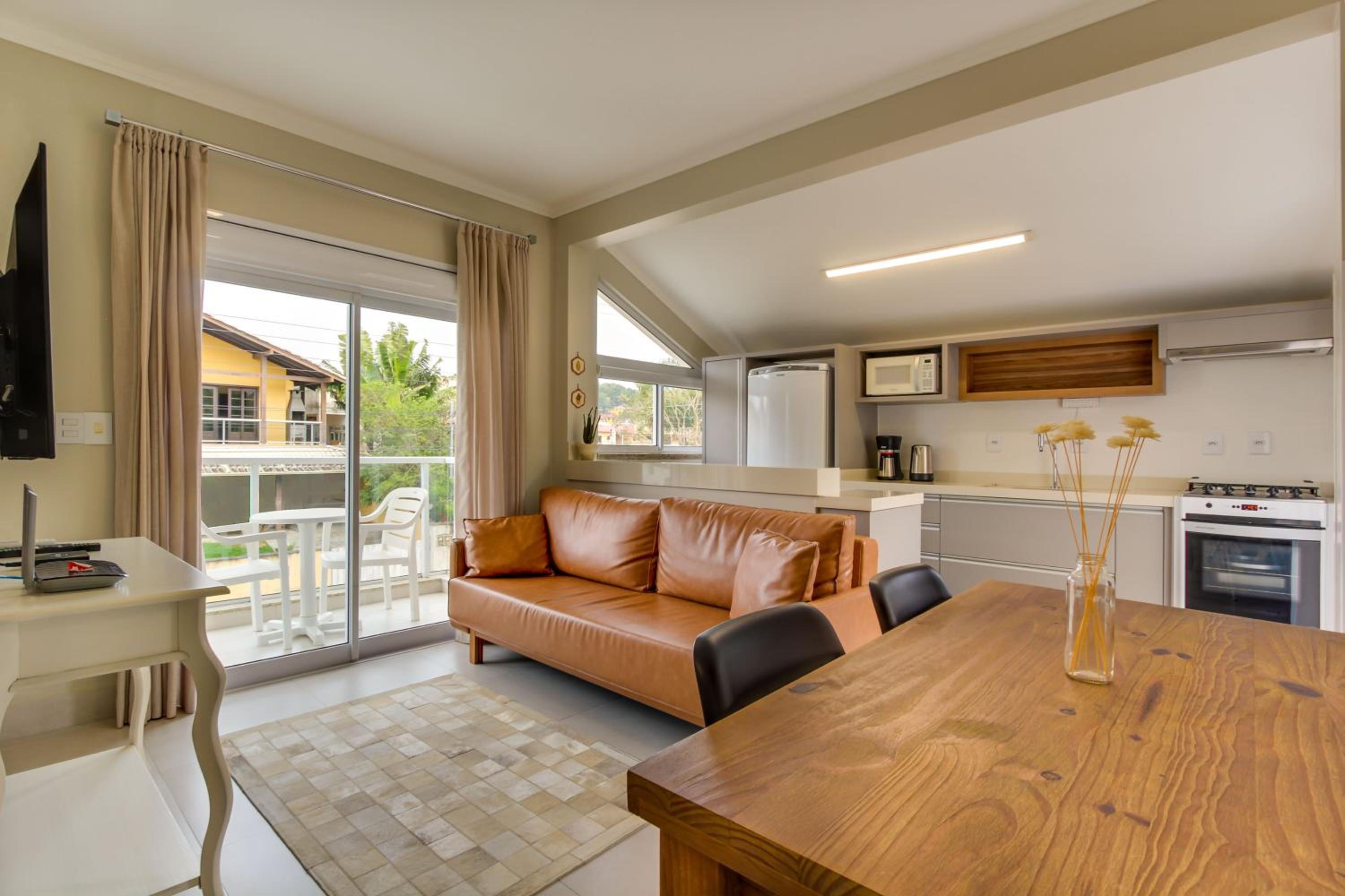 Superior One-Bedroom Apartment with Balcony photo 1