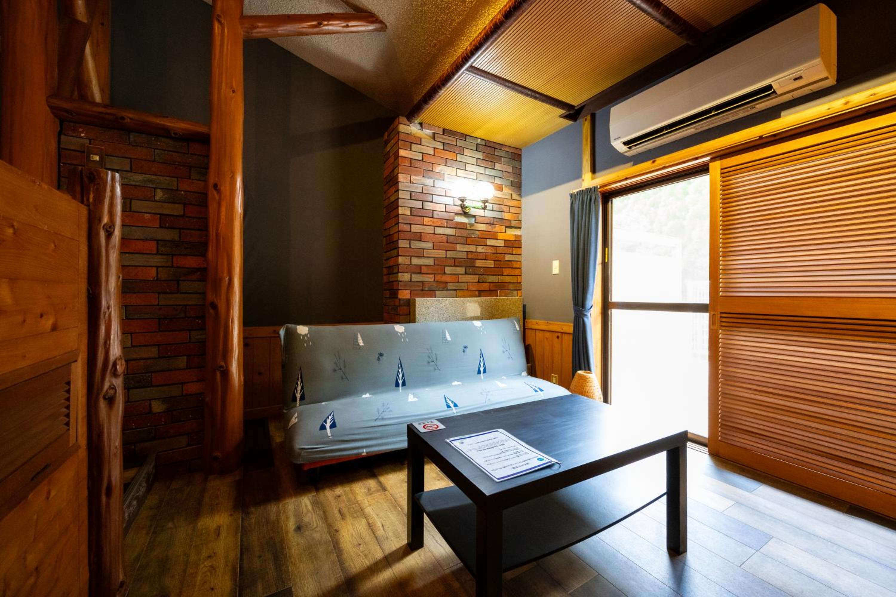Double Room - Photo 15