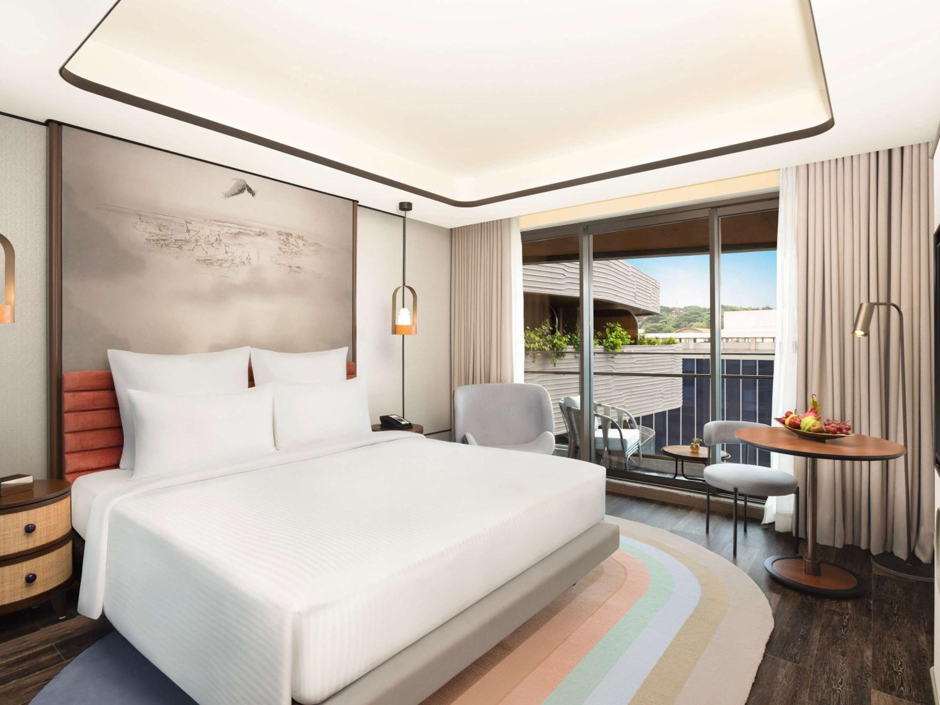 Superior Double Room with Balcony - 2 pints of Beer & 20% off on SPA once per stay - Happy Hour Special: 50% discount on select brands (4-8 PM ) - Photo 1