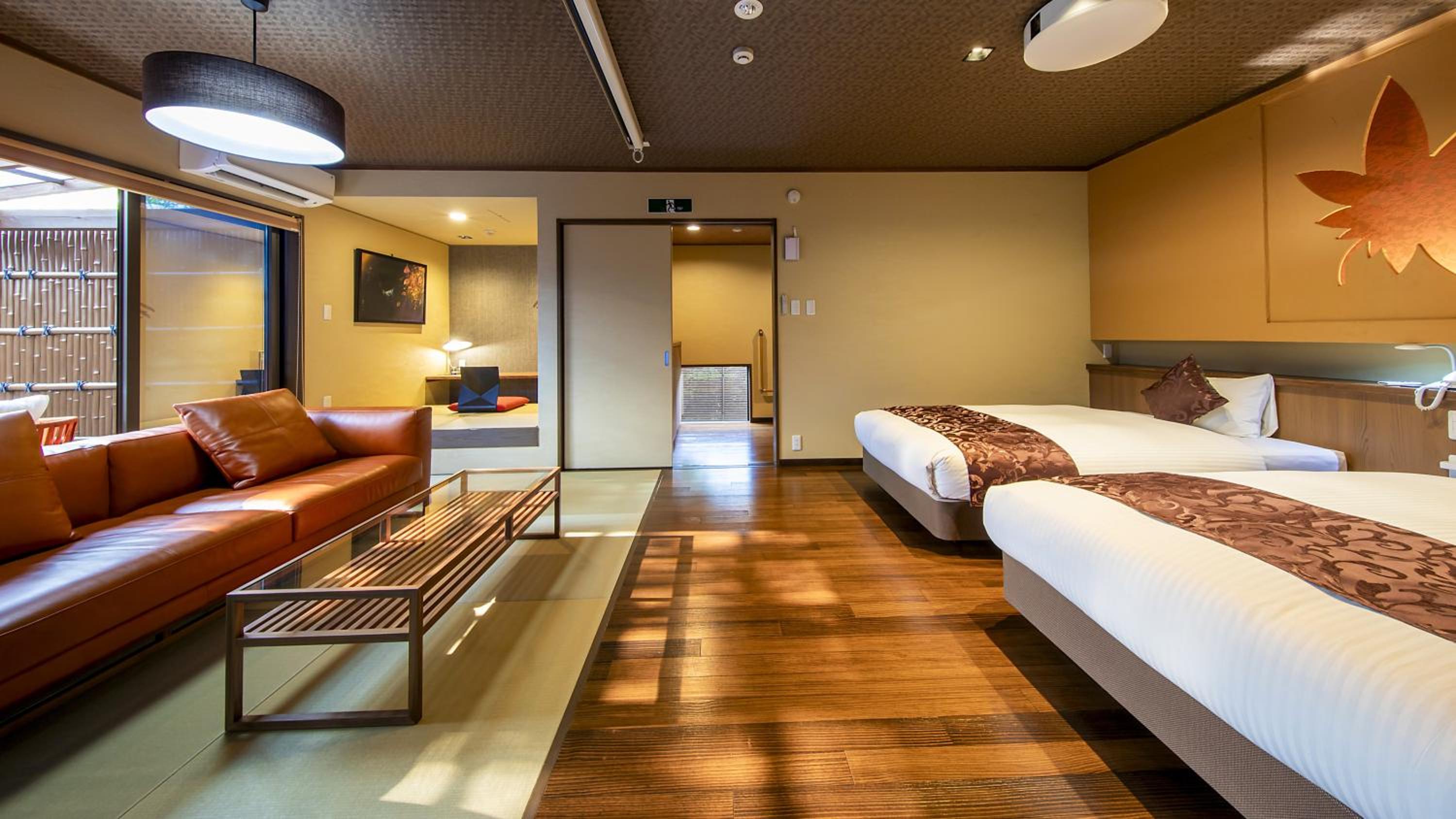 Twin Room with Private External Bathroom photo 3