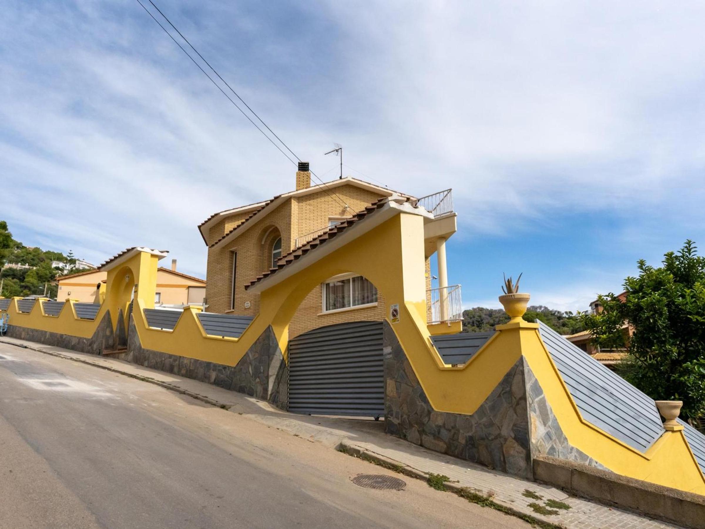 Villa photo 3