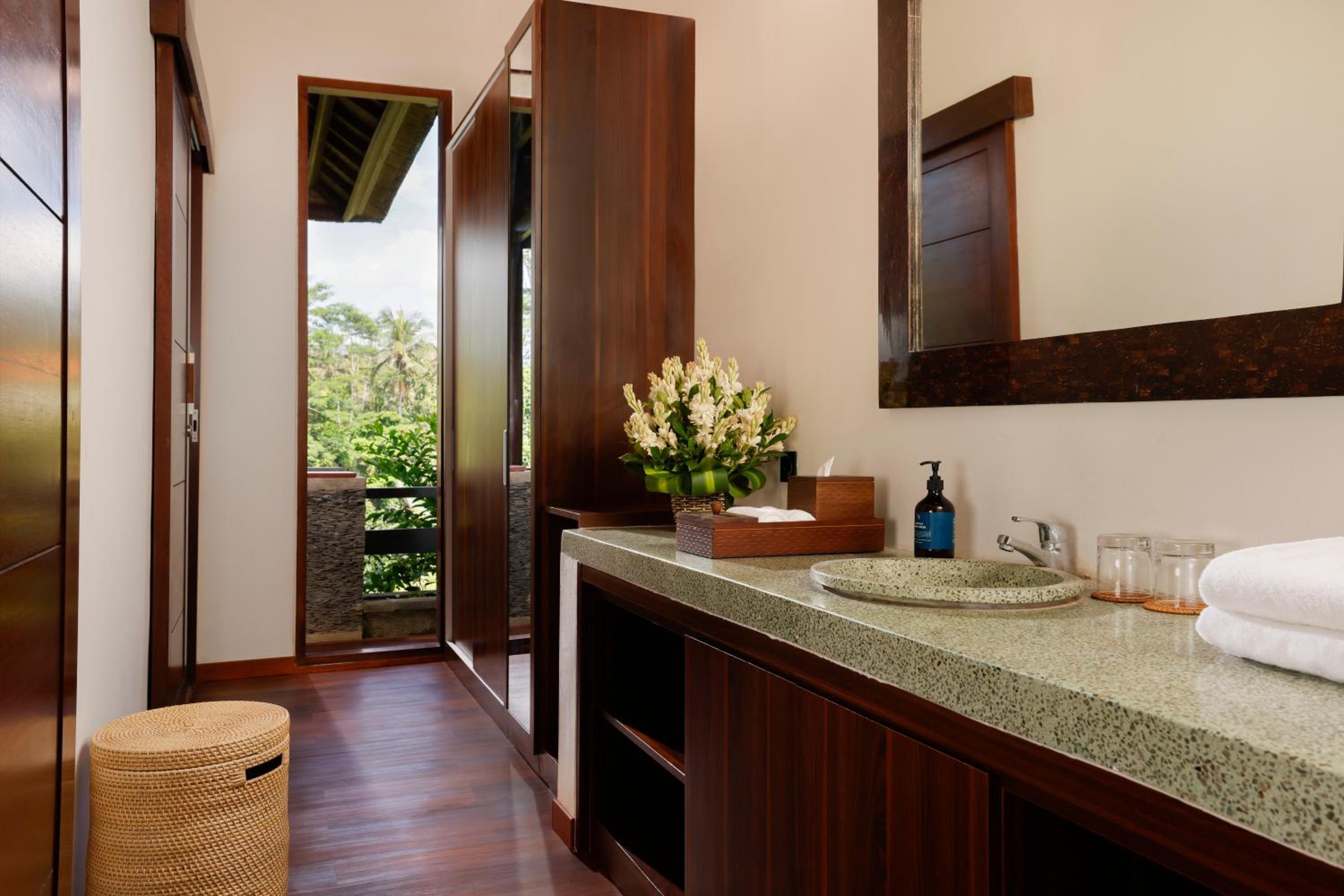 Two-Bedroom Villa - Photo 10