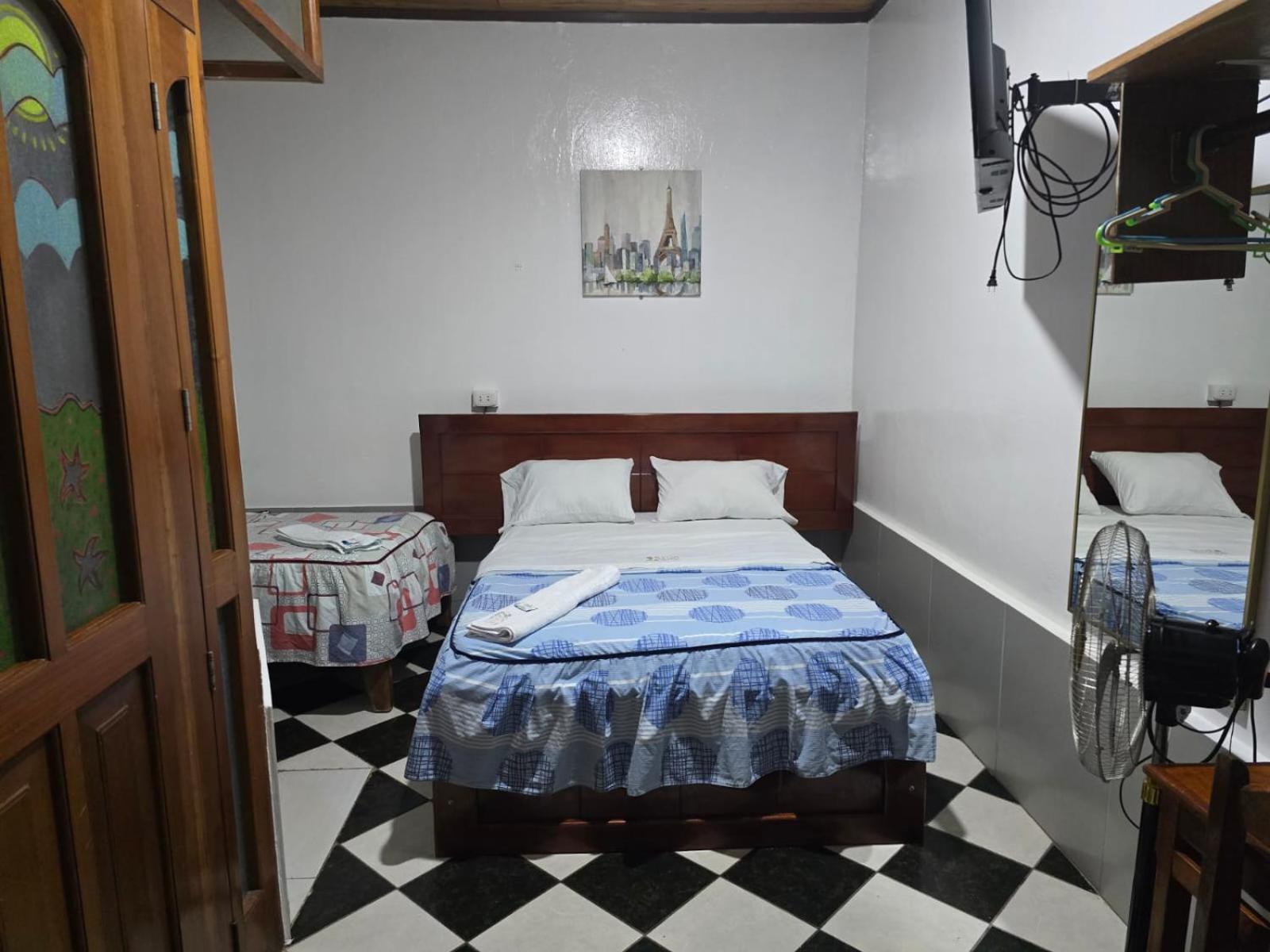 Twin Room with Private Bathroom photo 1