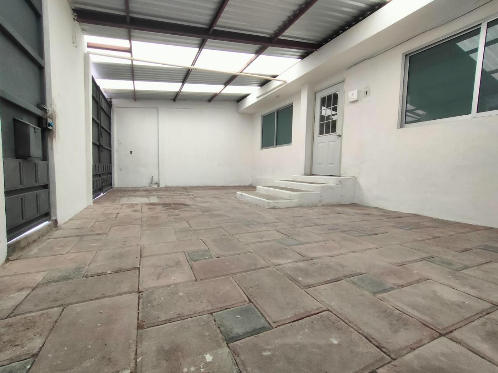 Three-Bedroom House photo 3