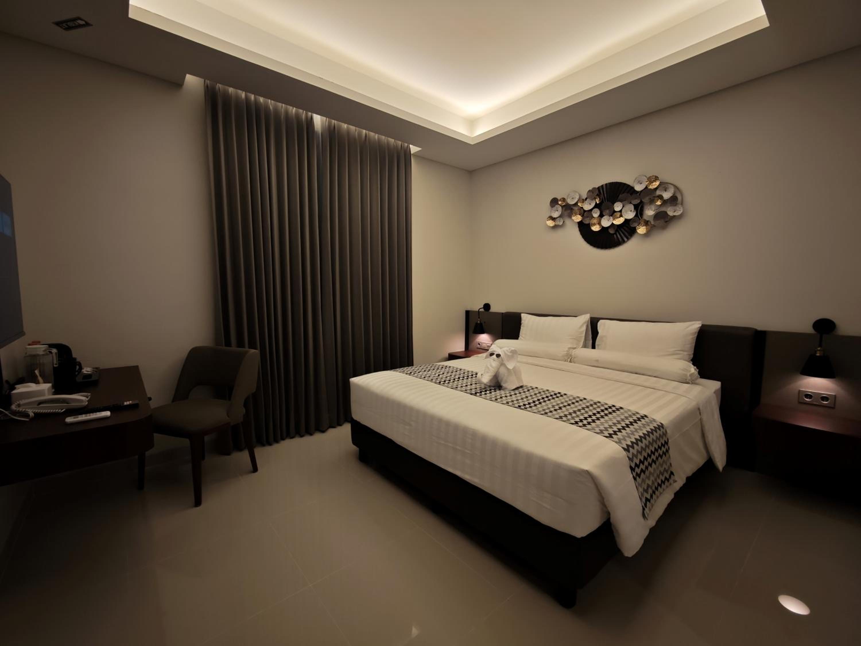 Deluxe King Room