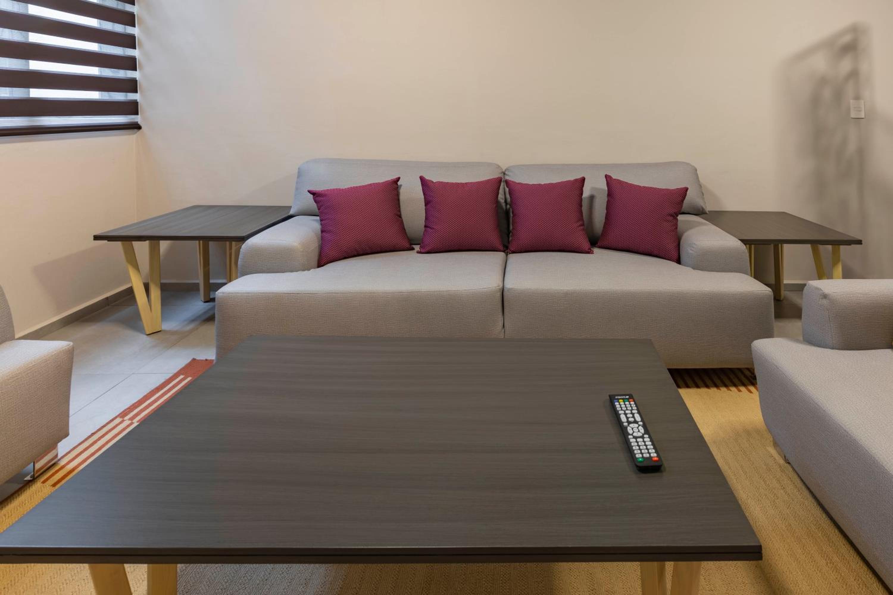 Three-Bedroom Loft Apartment photo 3