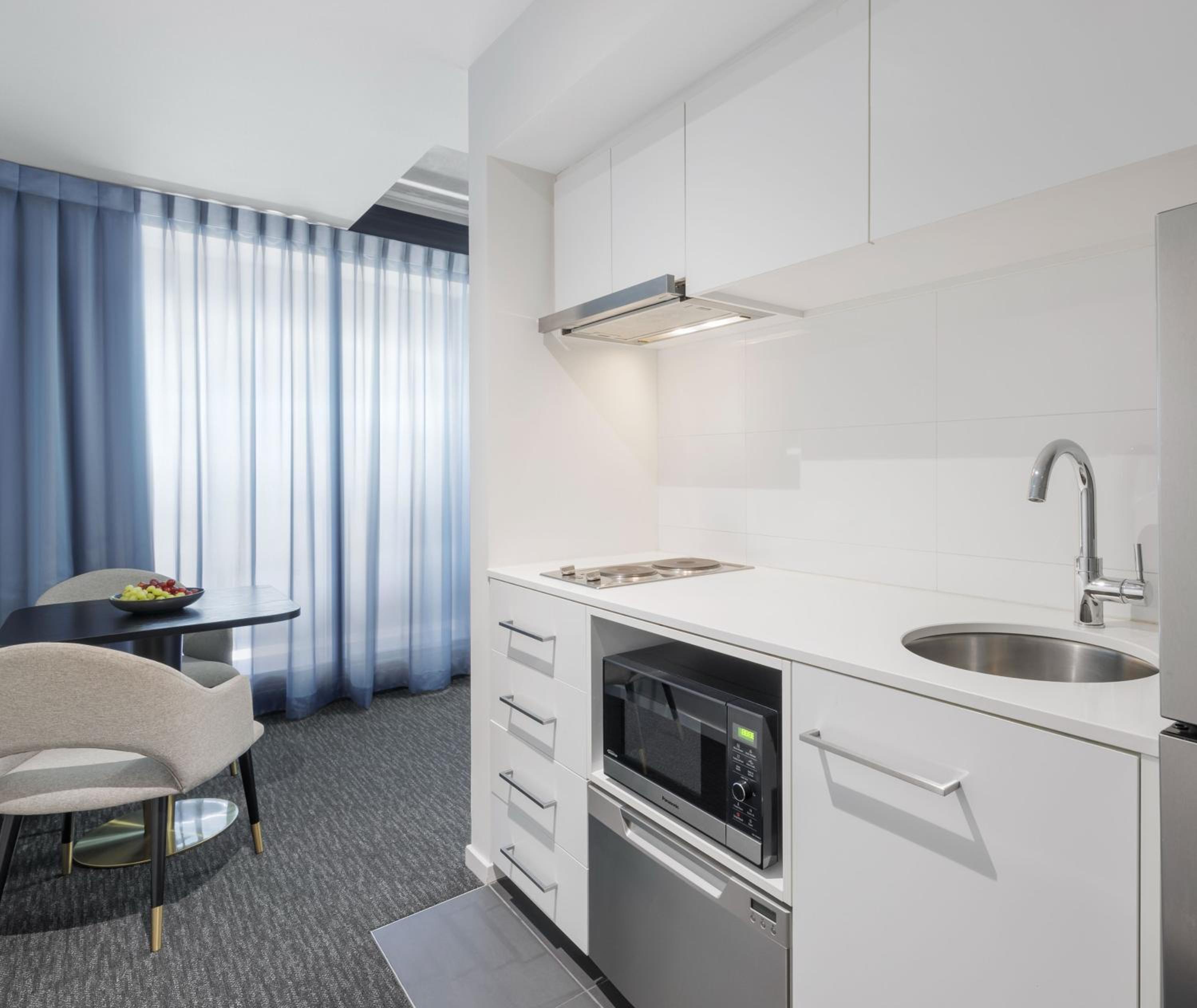 One Bedroom - Photo 5
