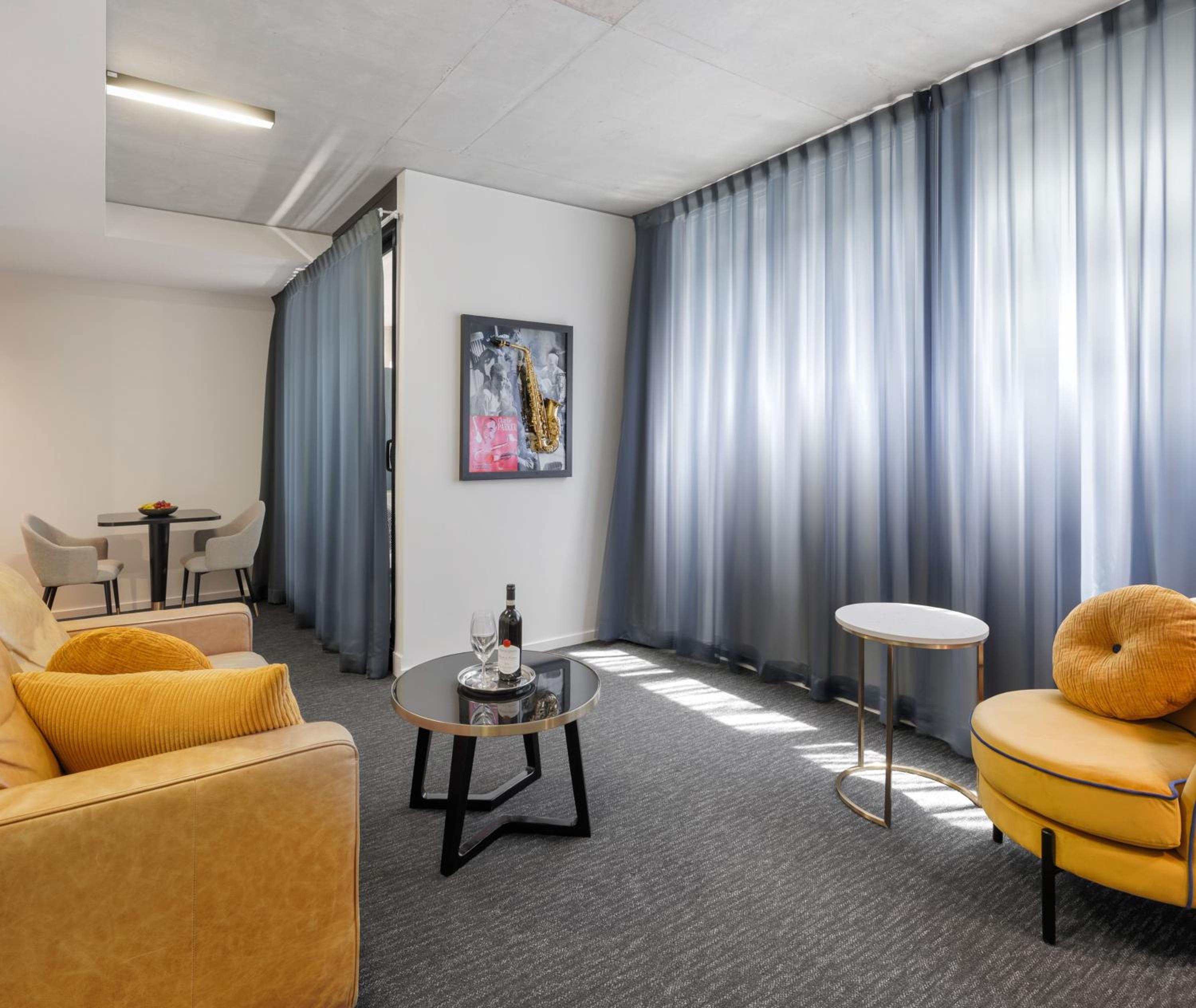 One Bedroom - Photo 10