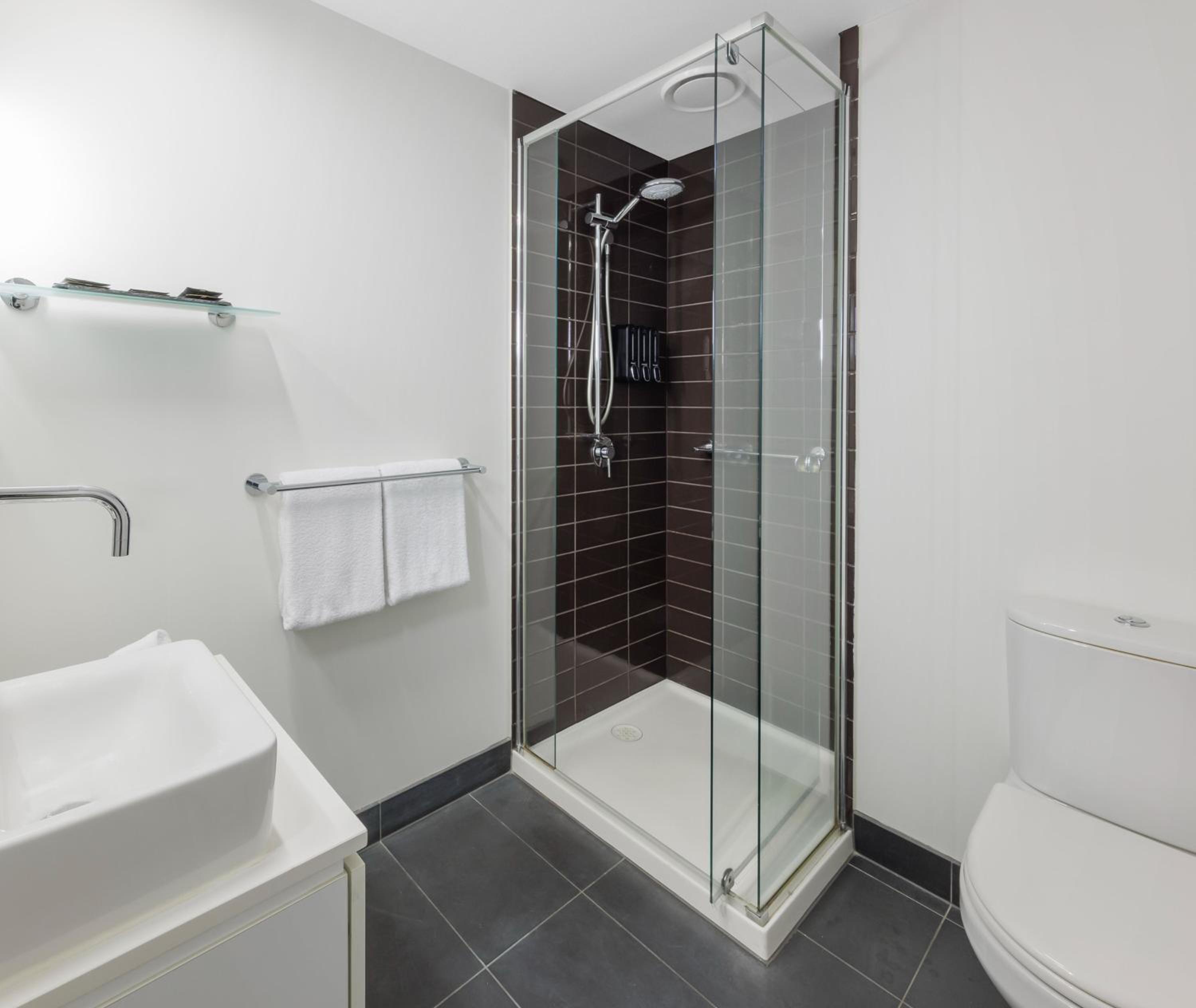 One Bedroom Executive - Photo 20