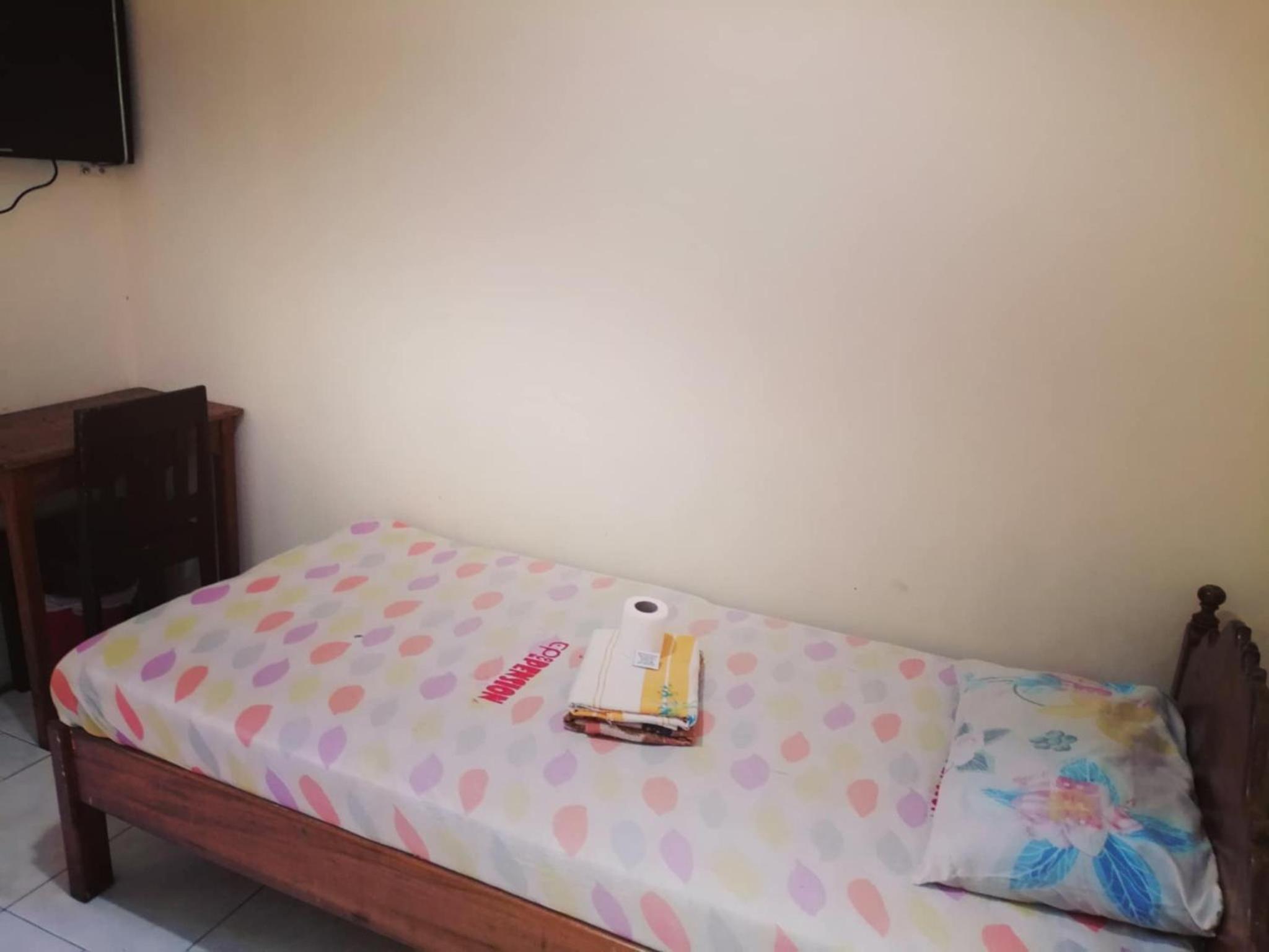 Budget Single Room photo 2