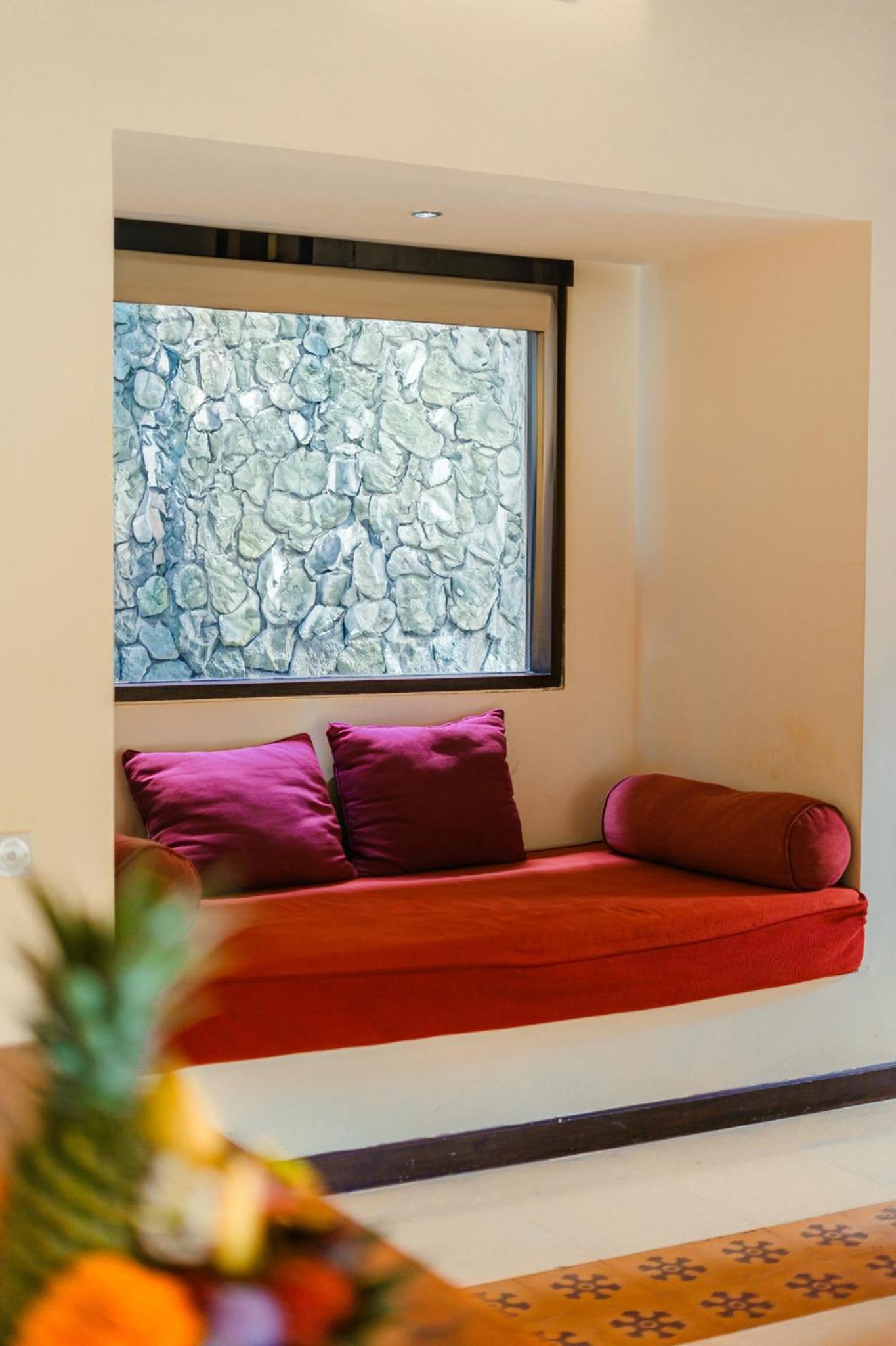 Deluxe Bungalow with Butler Service and One-time 2-Course Dinner for 2 People