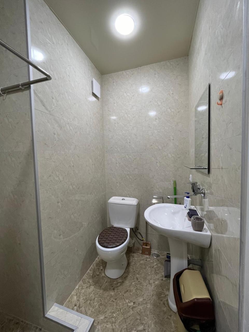 One-Bedroom Apartment photo 3