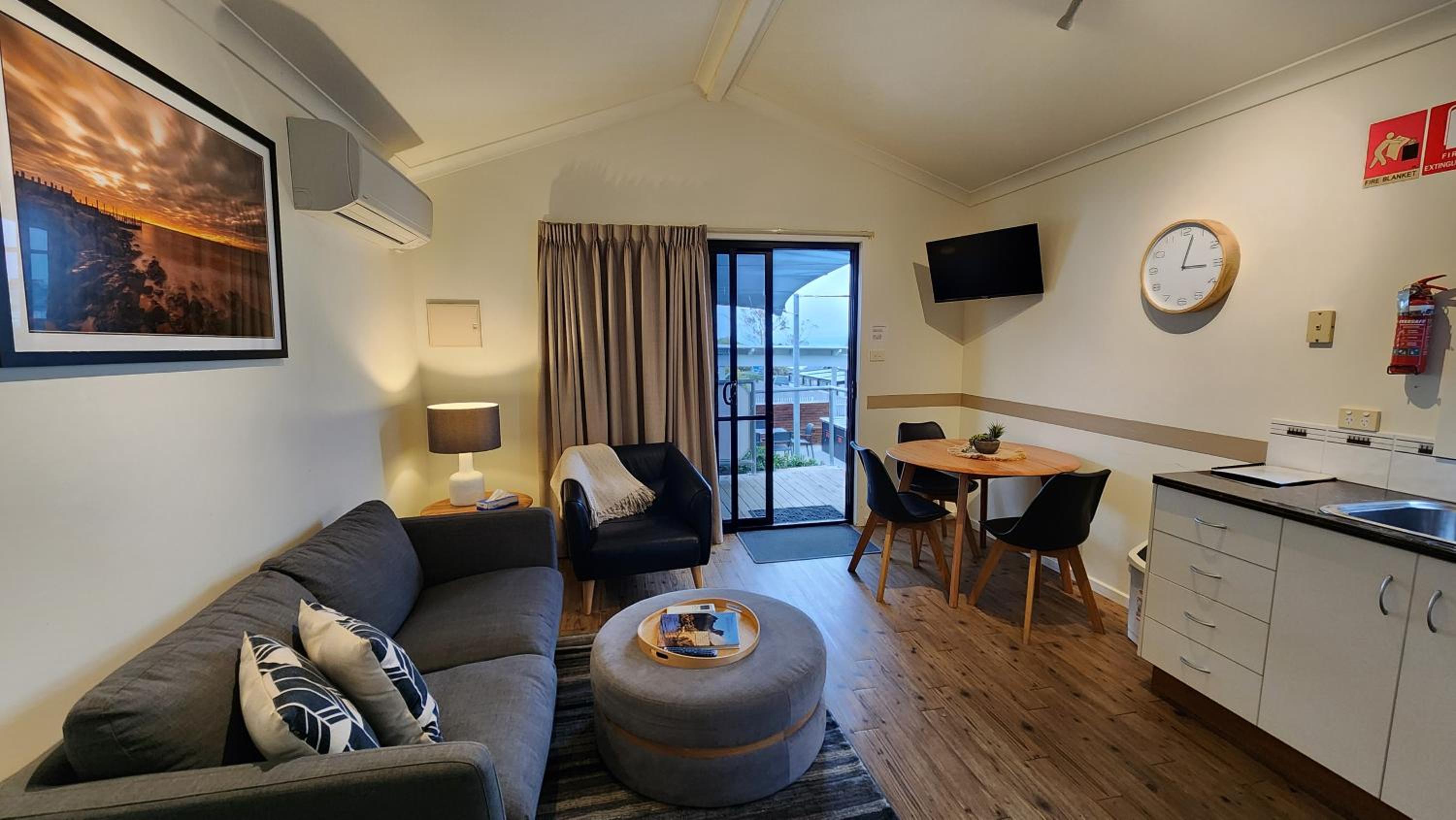 Apartment with Sea View photo 1