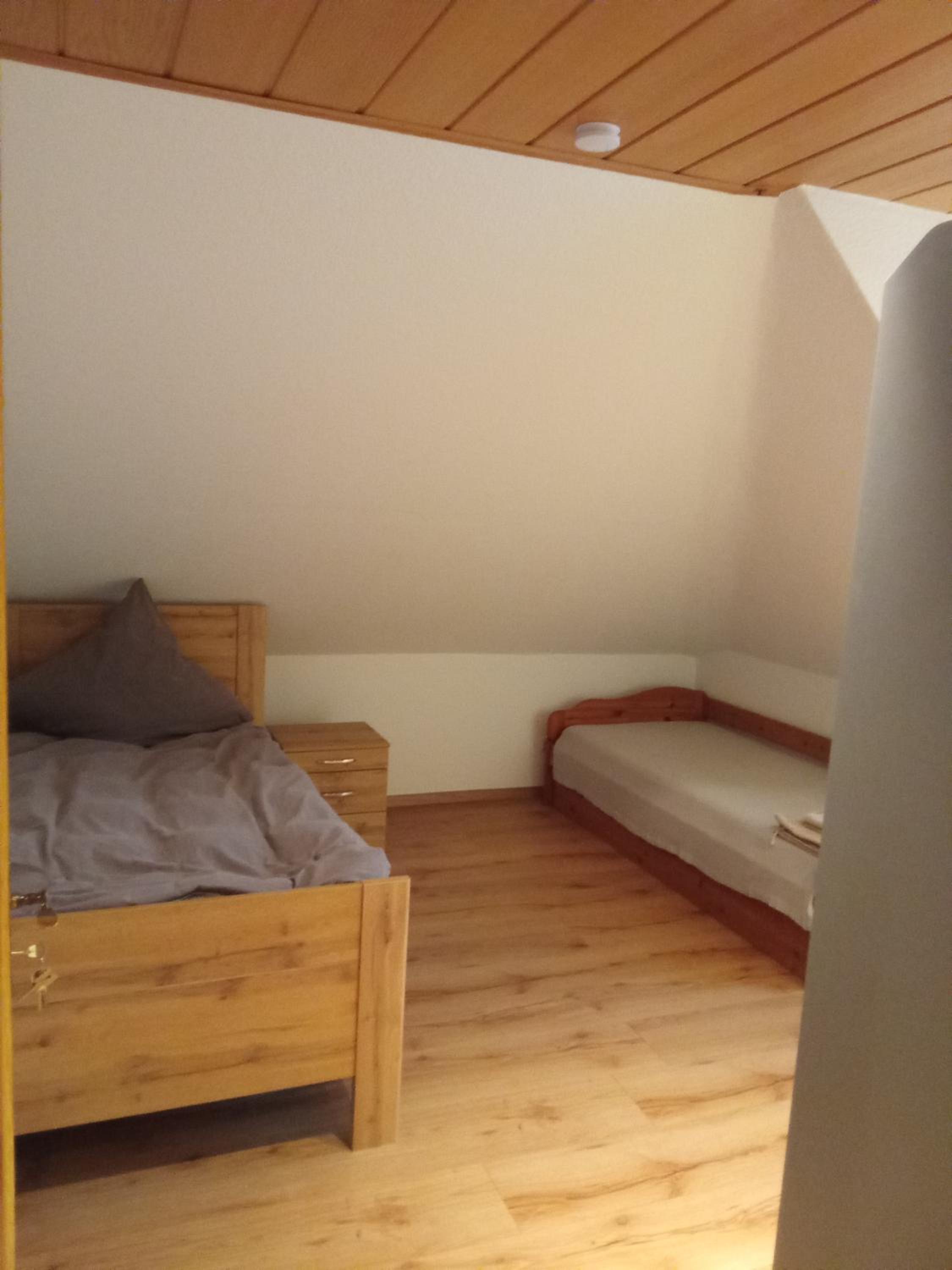 Small Twin Room photo 3