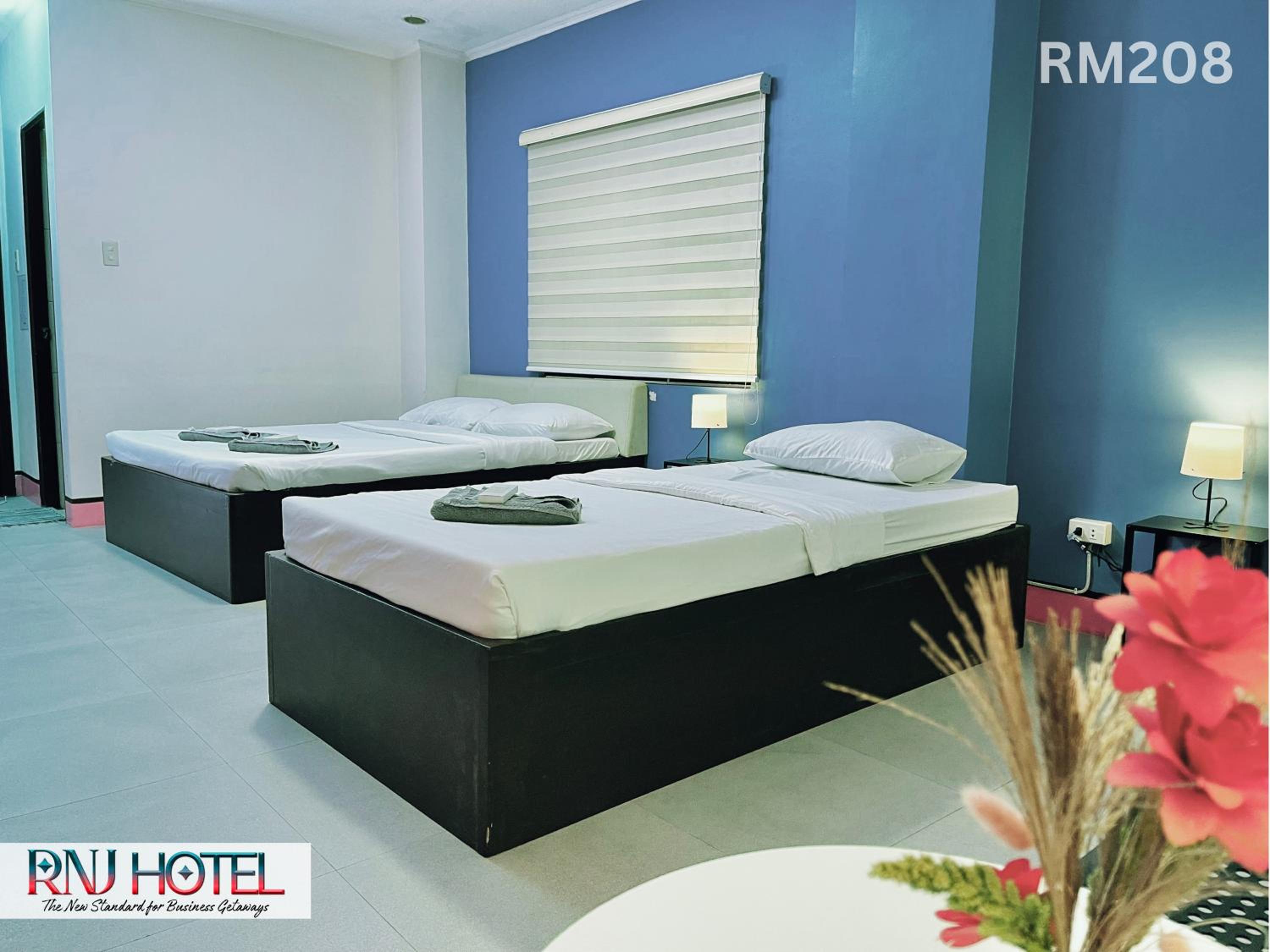Triple Room with Private Bathroom