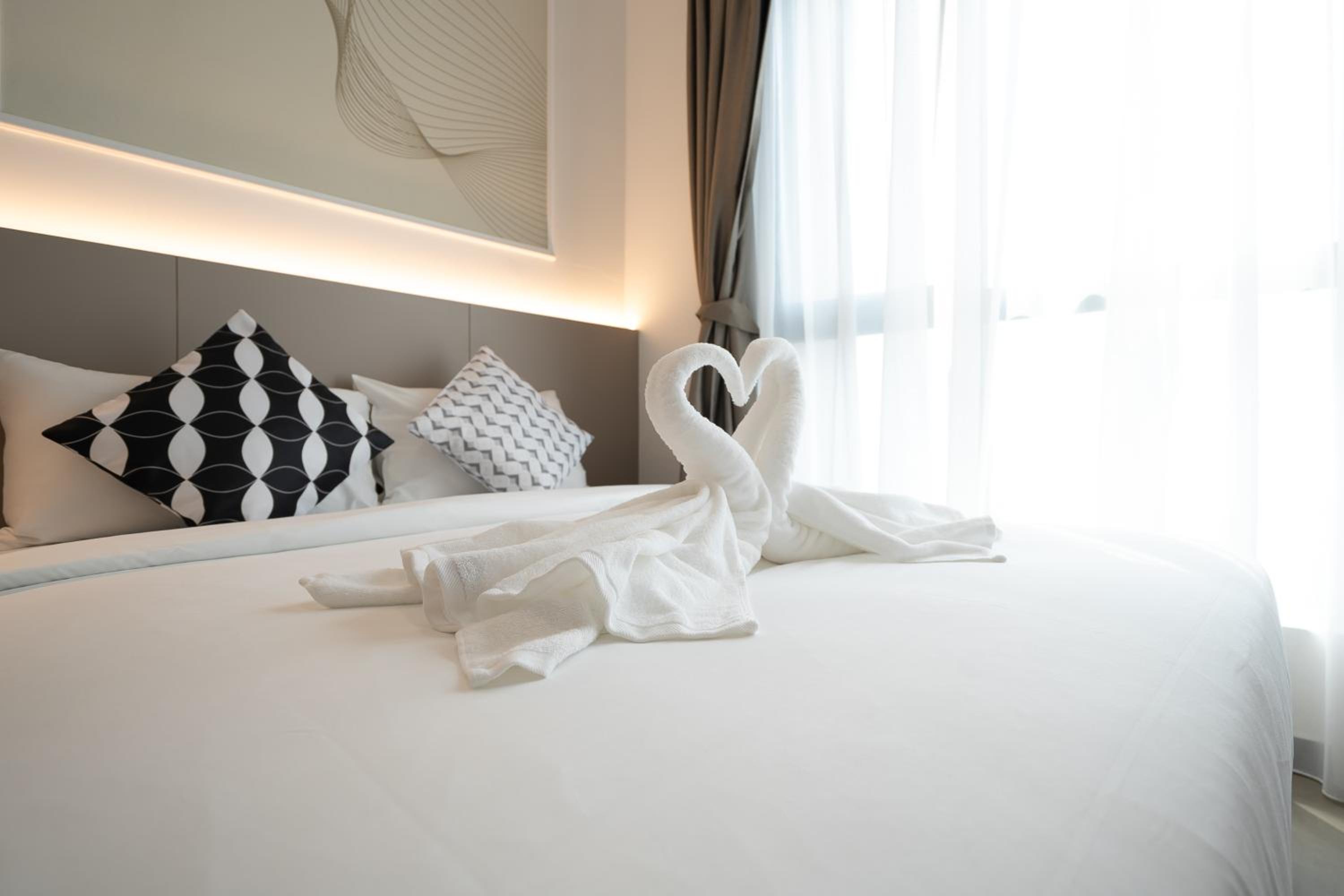 Mossaz Modern Luxury 2 Bedroom Suite