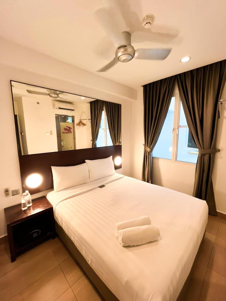 Double Room with Window