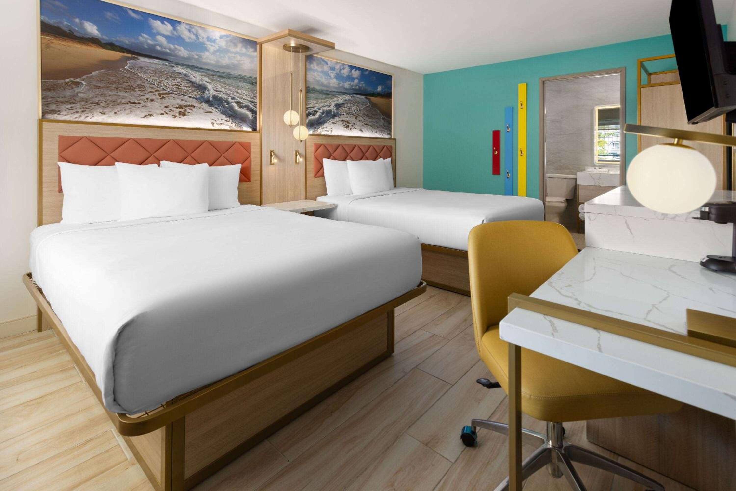 Queen Room with Two Queen Beds - Non-Smoking photo 1