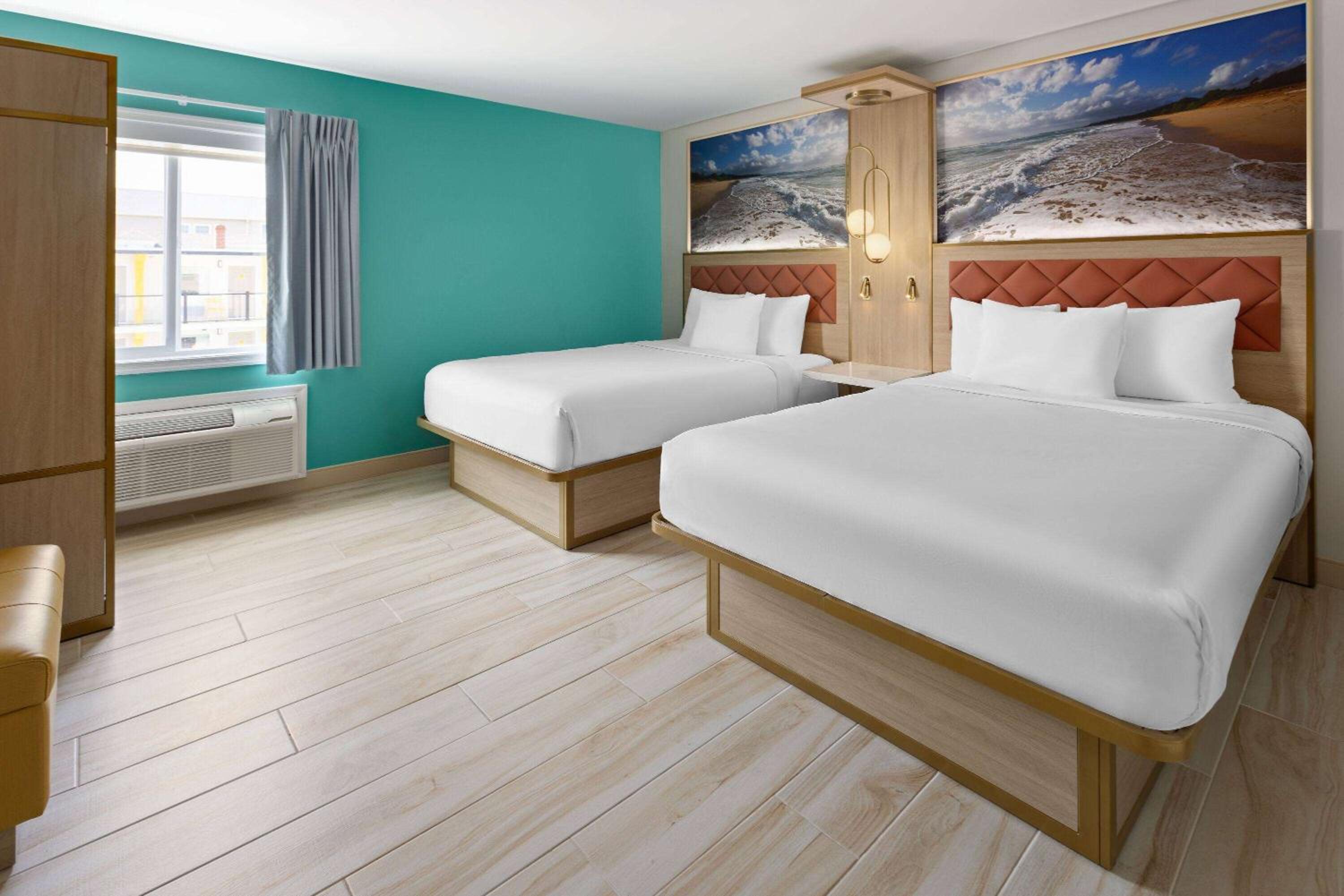 Suite with Two Queen Beds - Non-Smoking photo 1