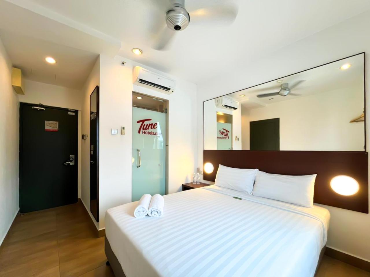 Quad Room A - Photo 2