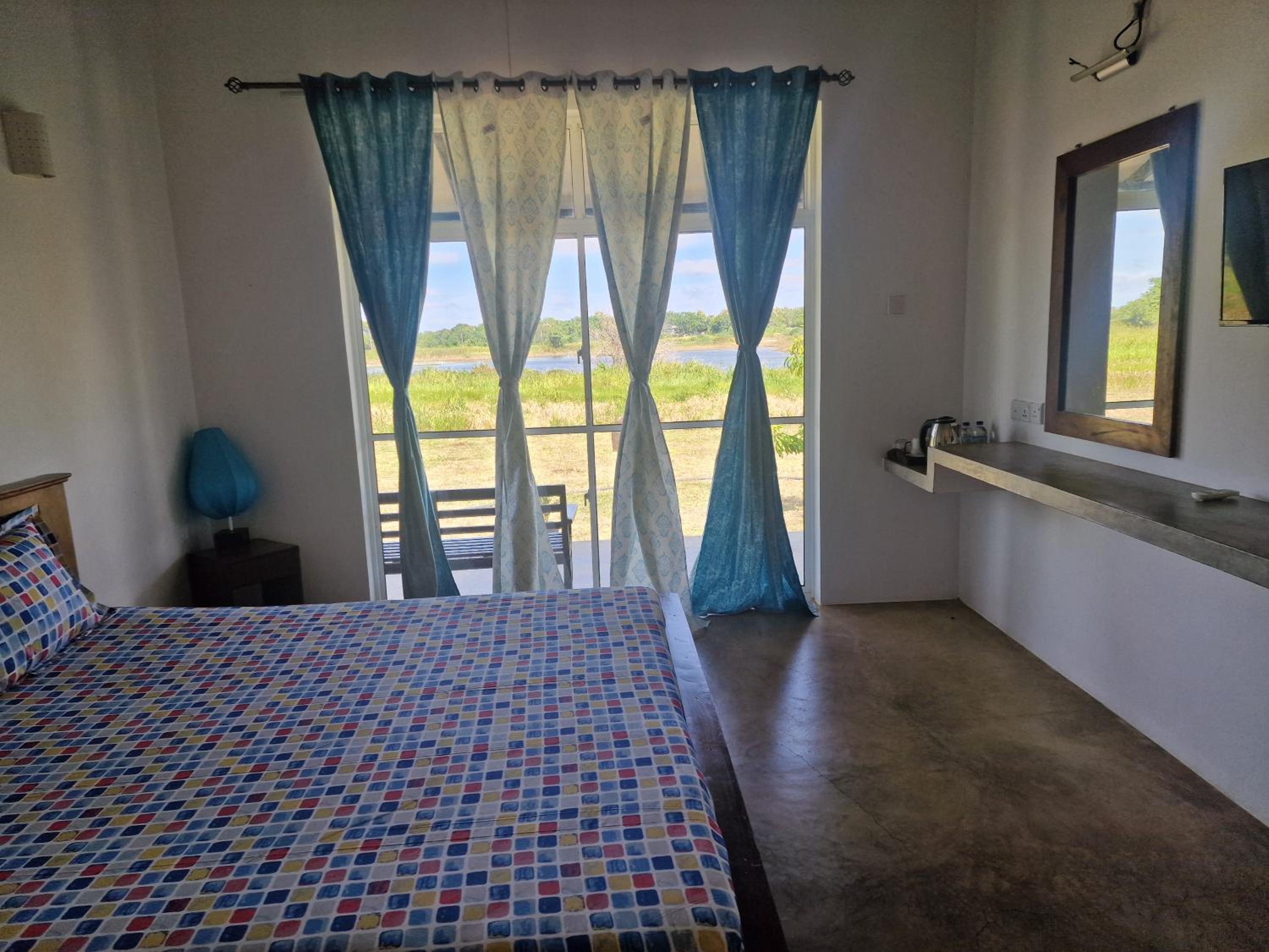 Deluxe Family Room photo 1