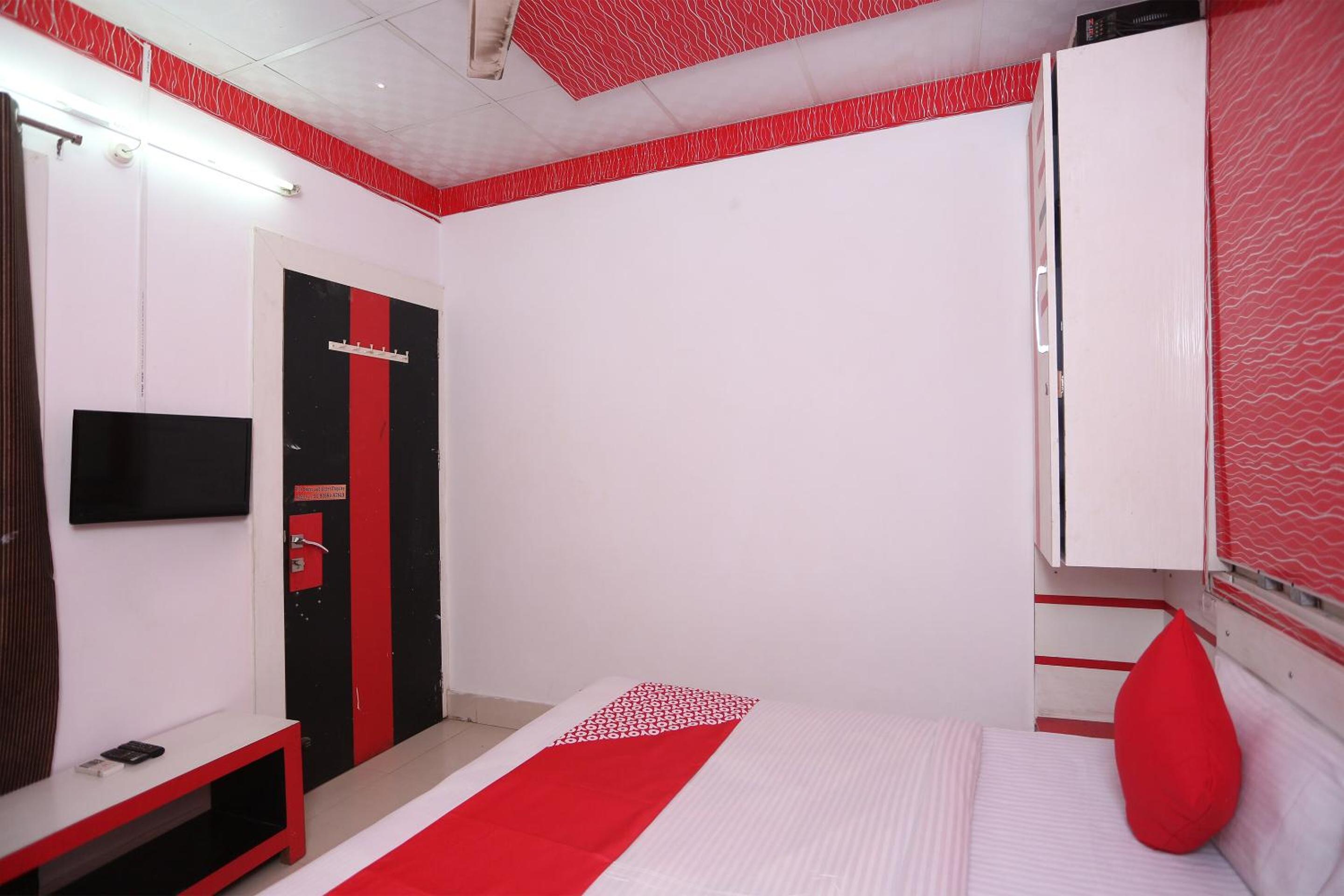 Standard Double Room photo 2