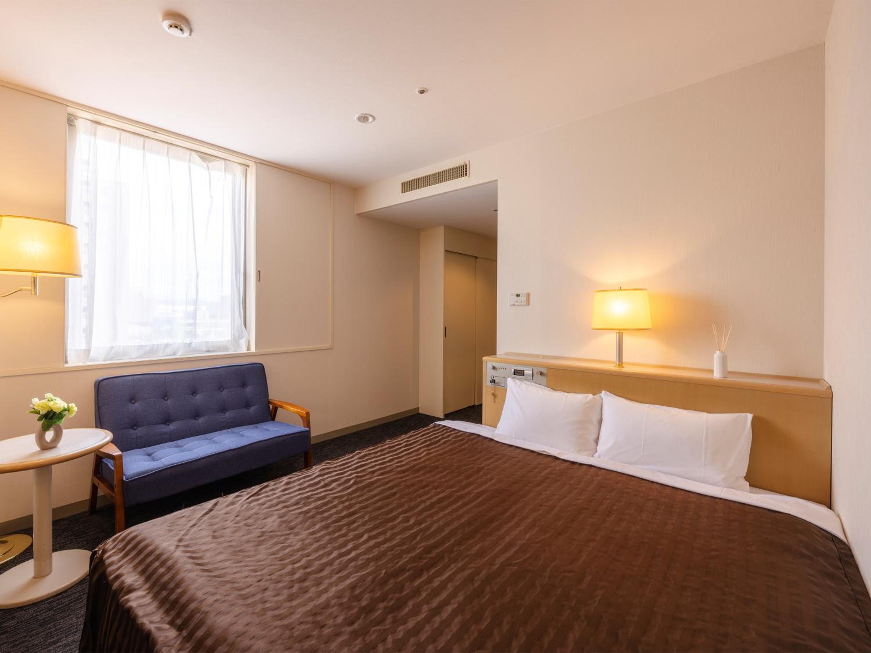 Double Room - Non-Smoking  - Photo 1