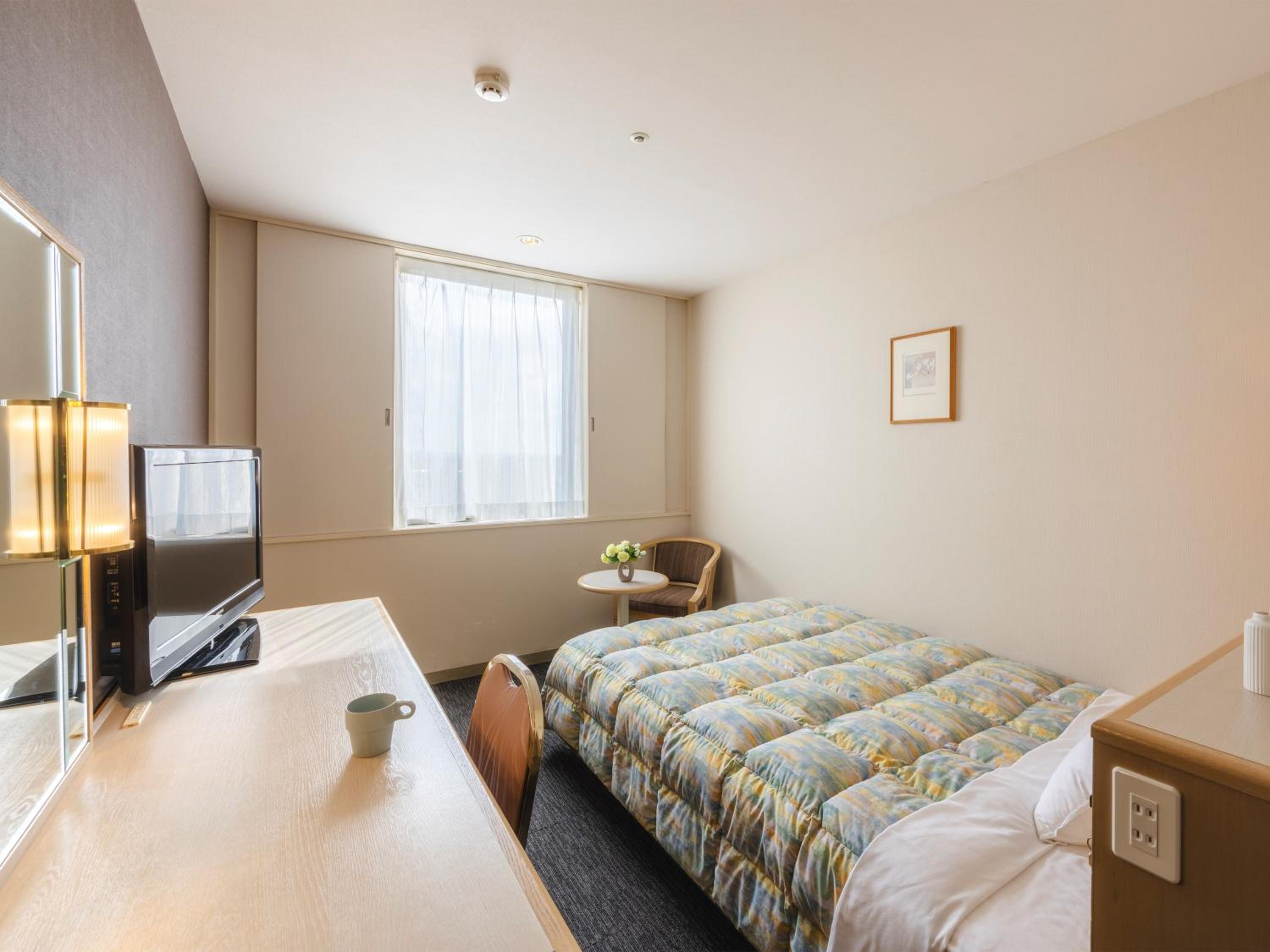 Small Double Room - Photo 1