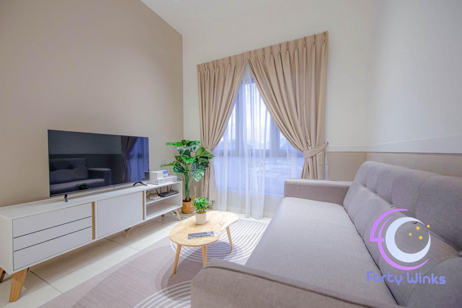 Two-Bedroom Apartment - Photo 2