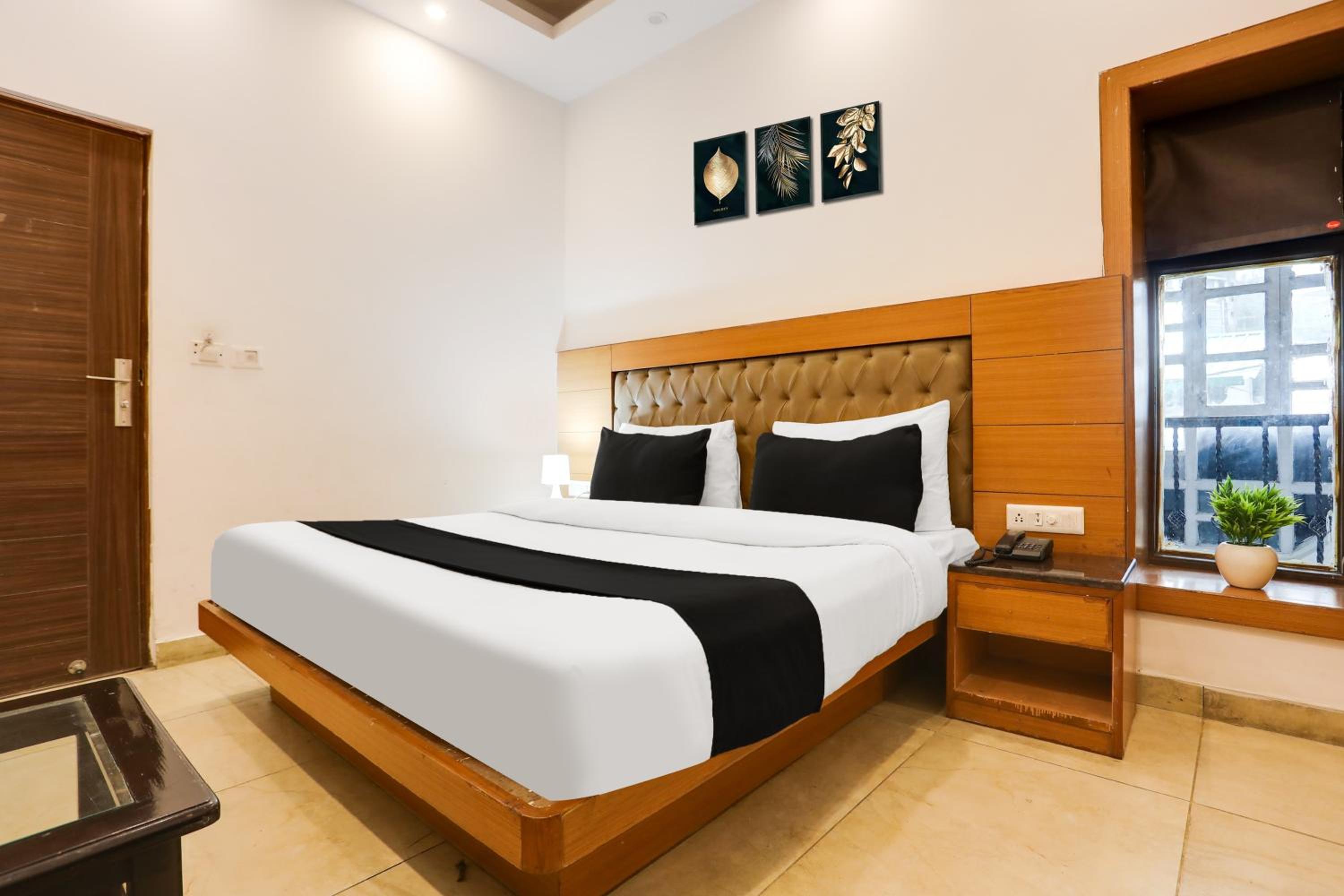 Classic Triple Room - Photo 1