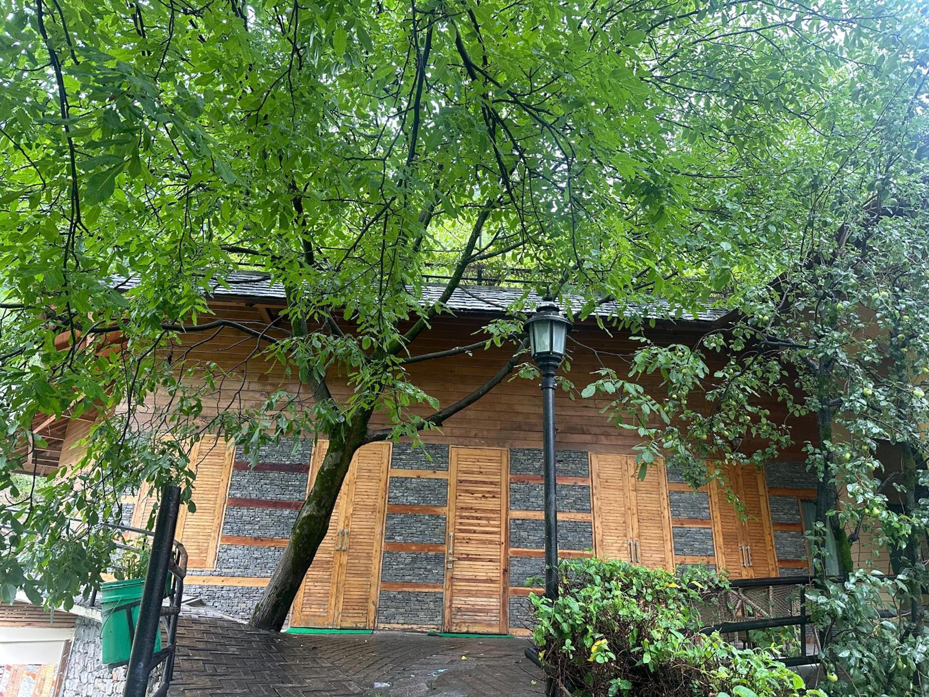 Three-Bedroom Villa - Rs.500/person credit on SPA usage - Photo 3
