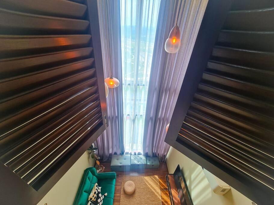 Two-Bedroom Apartment with Pool View photo 2
