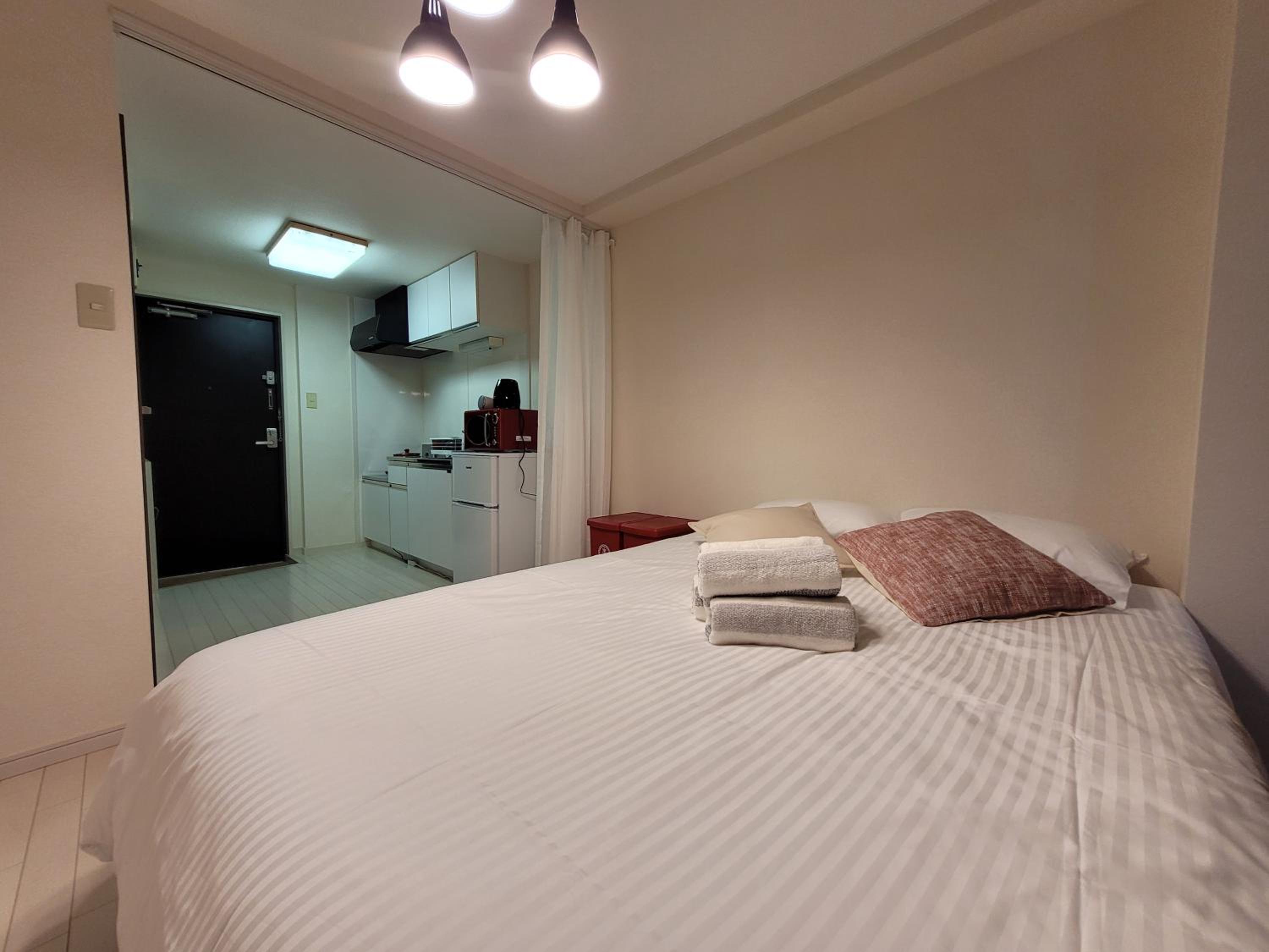One-Bedroom Apartment photo 2
