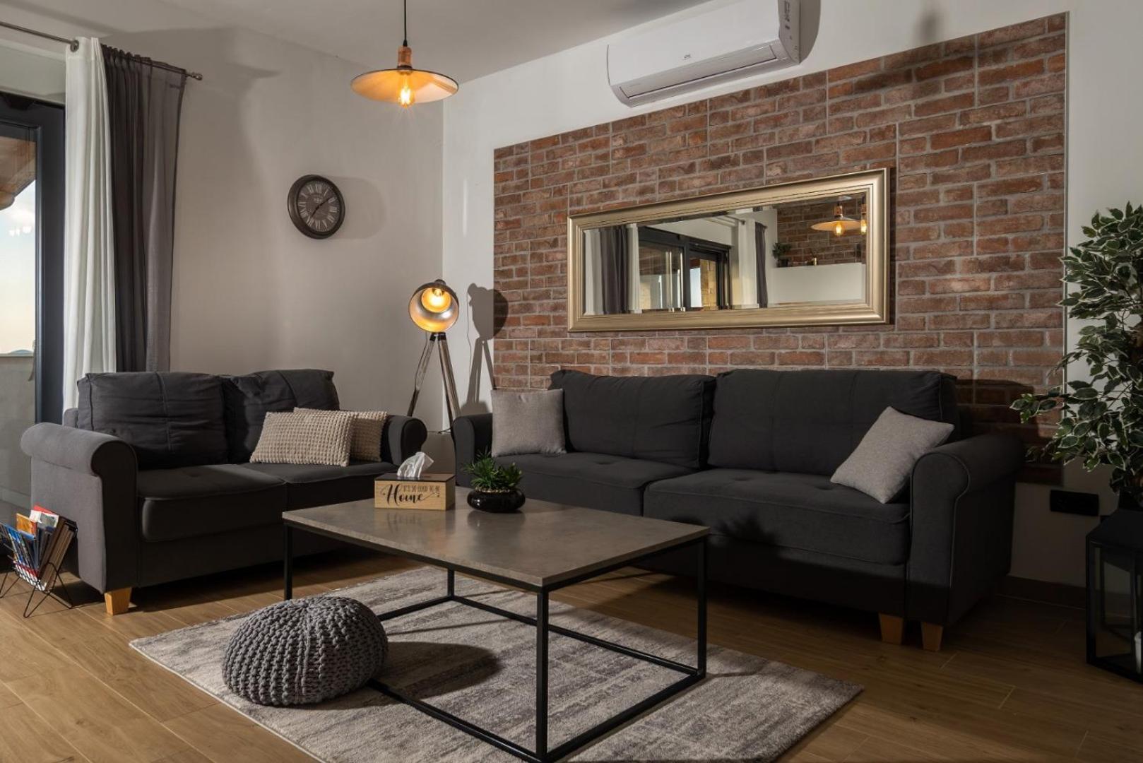 Three-Bedroom Villa photo 1