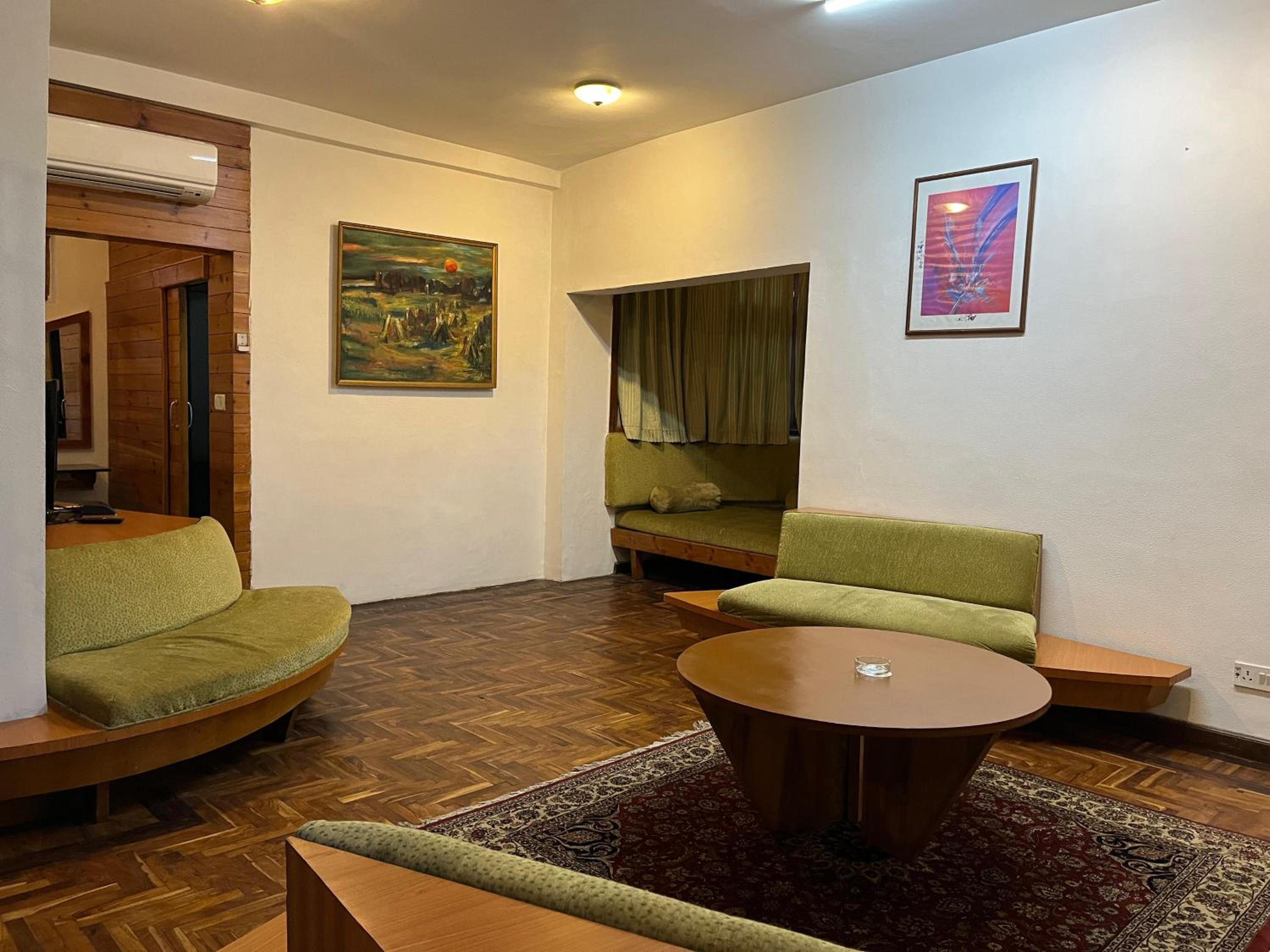 Three-Bedroom Villa photo 3