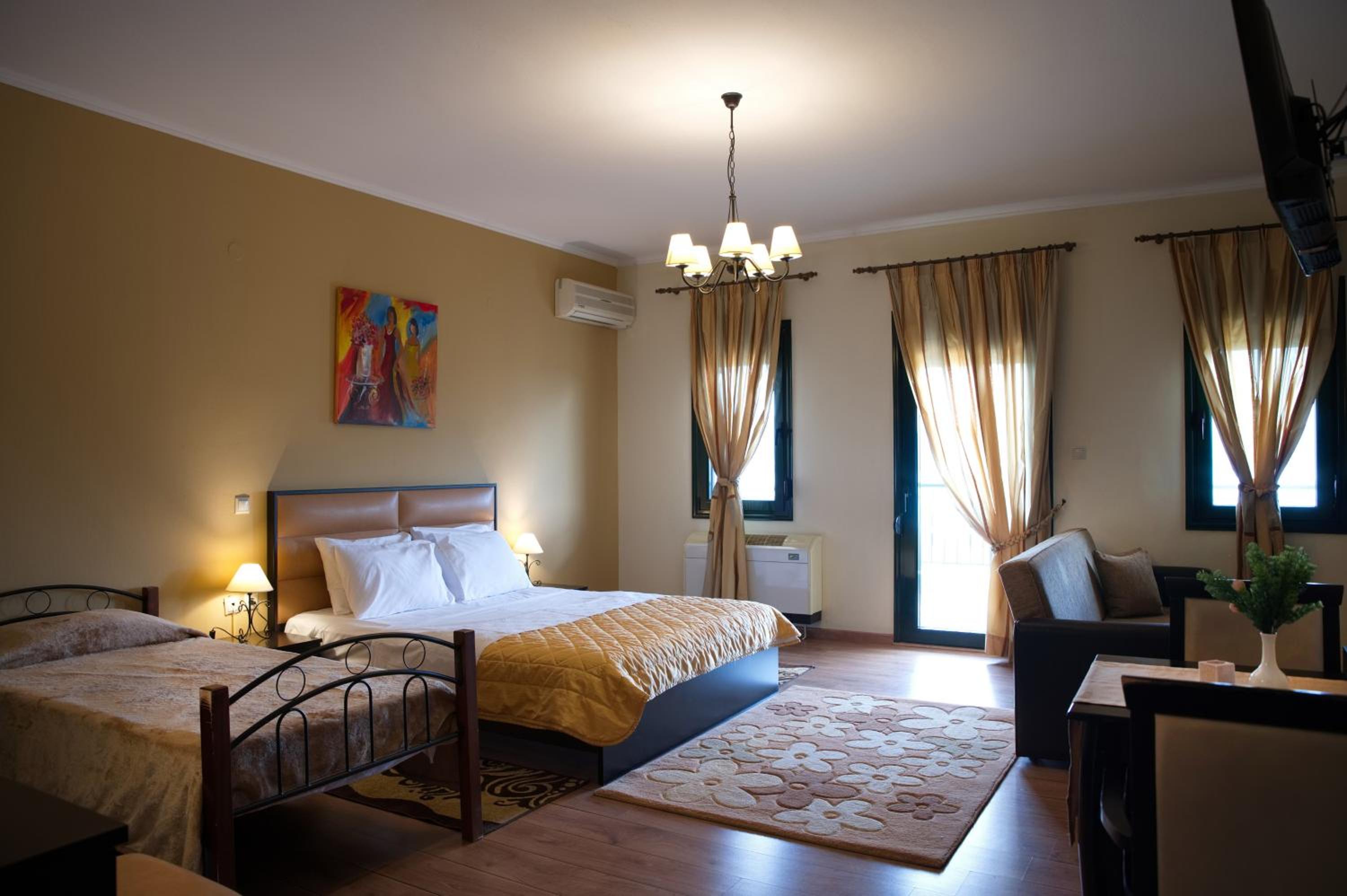 King Room with Lake View photo 1