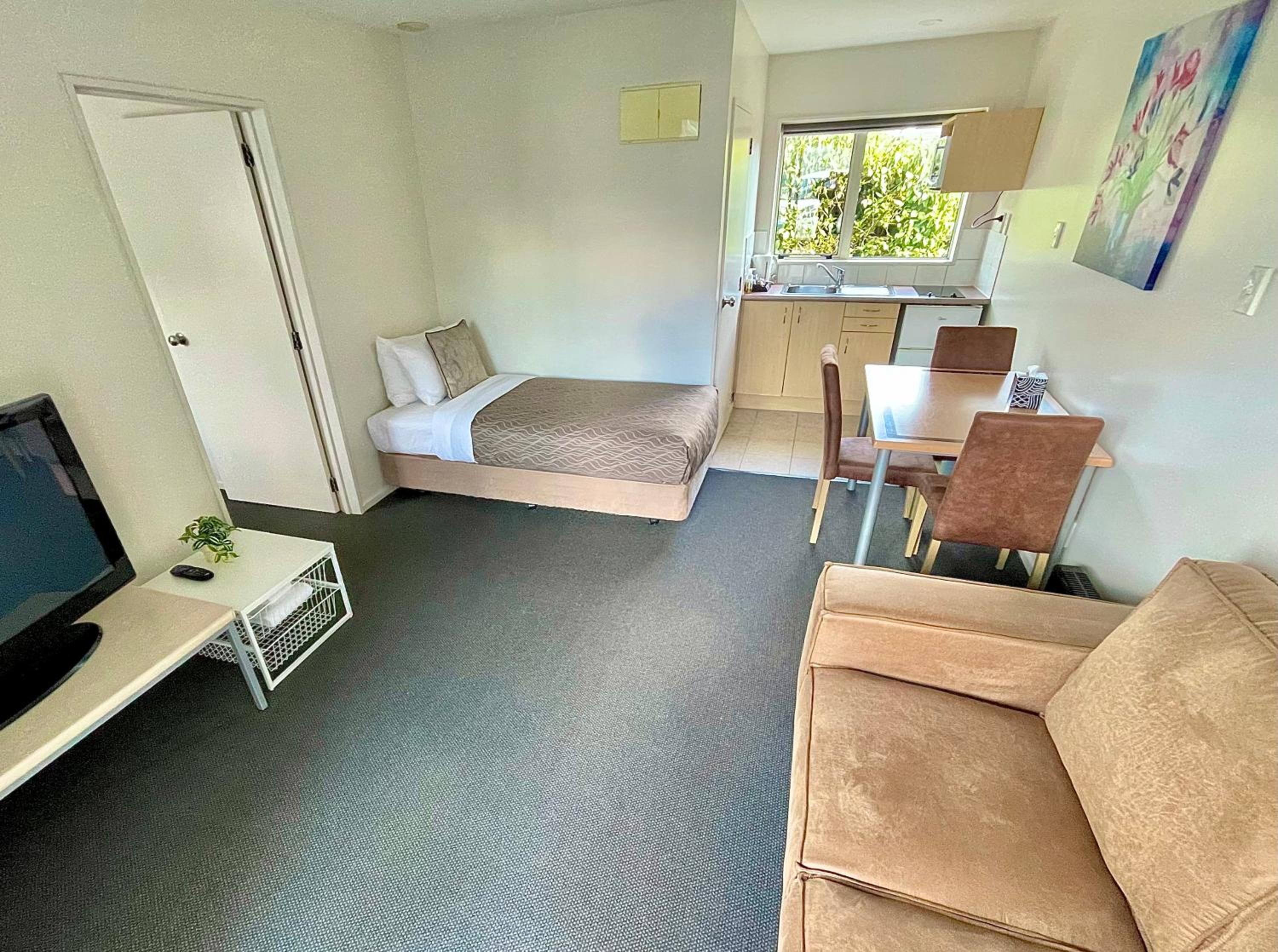 One-Bedroom Apartment with Spa Bath photo 2