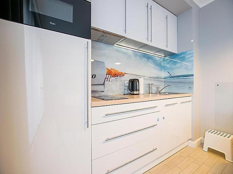 One-Bedroom Apartment with Balcony photo 3