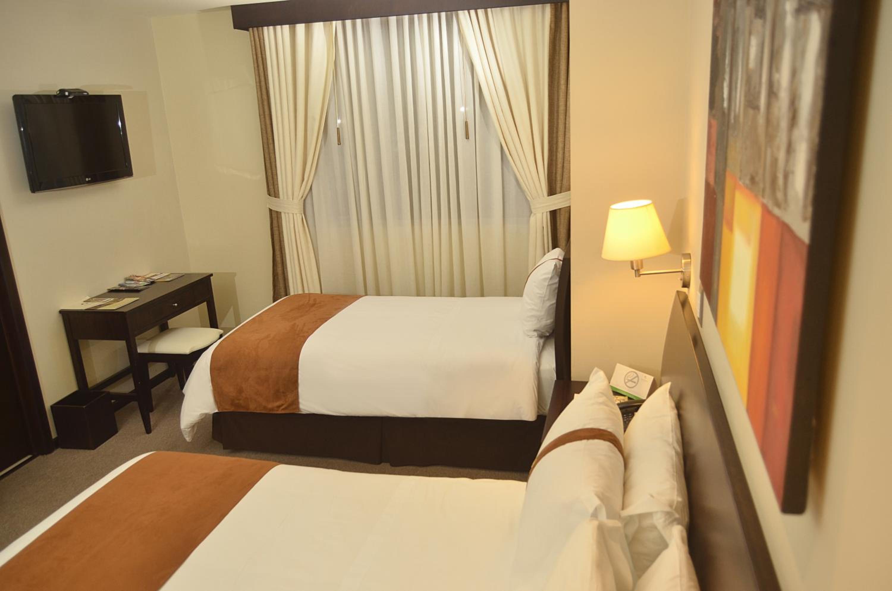 Standard Twin Room photo 2