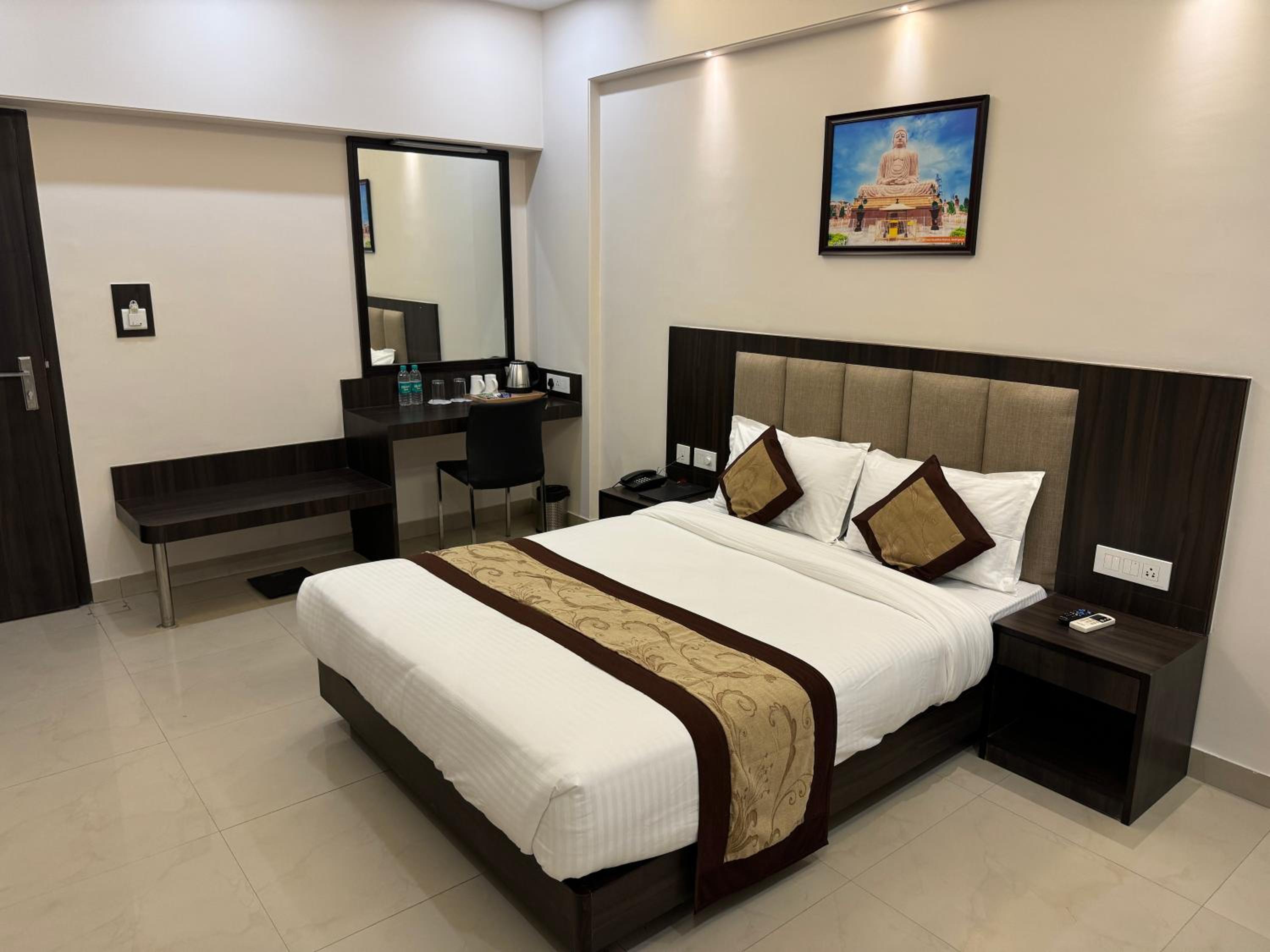 Superior Queen Room