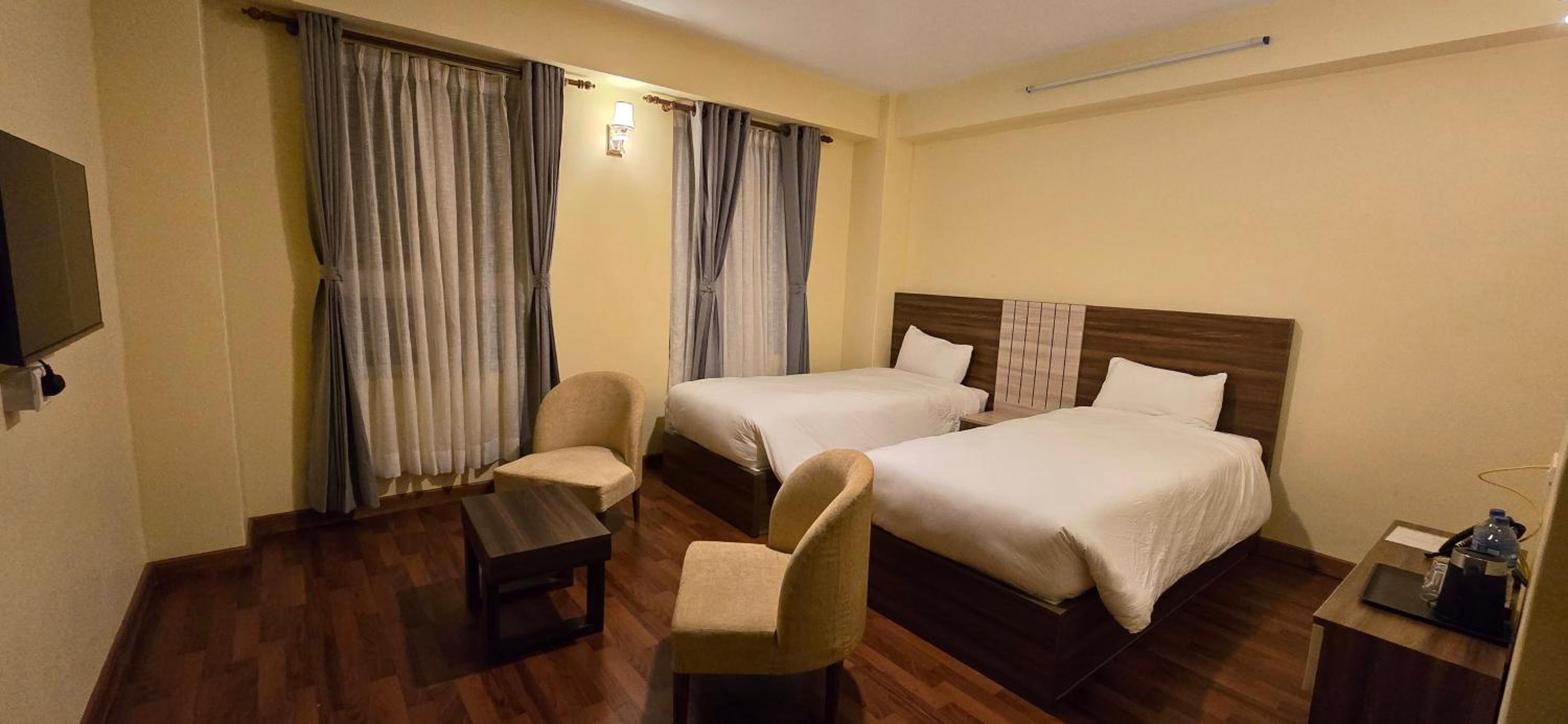 Deluxe Double or Twin Room photo 3