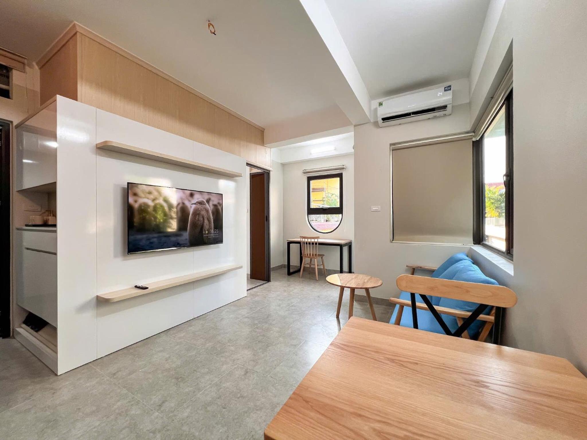 Apartment with Balcony